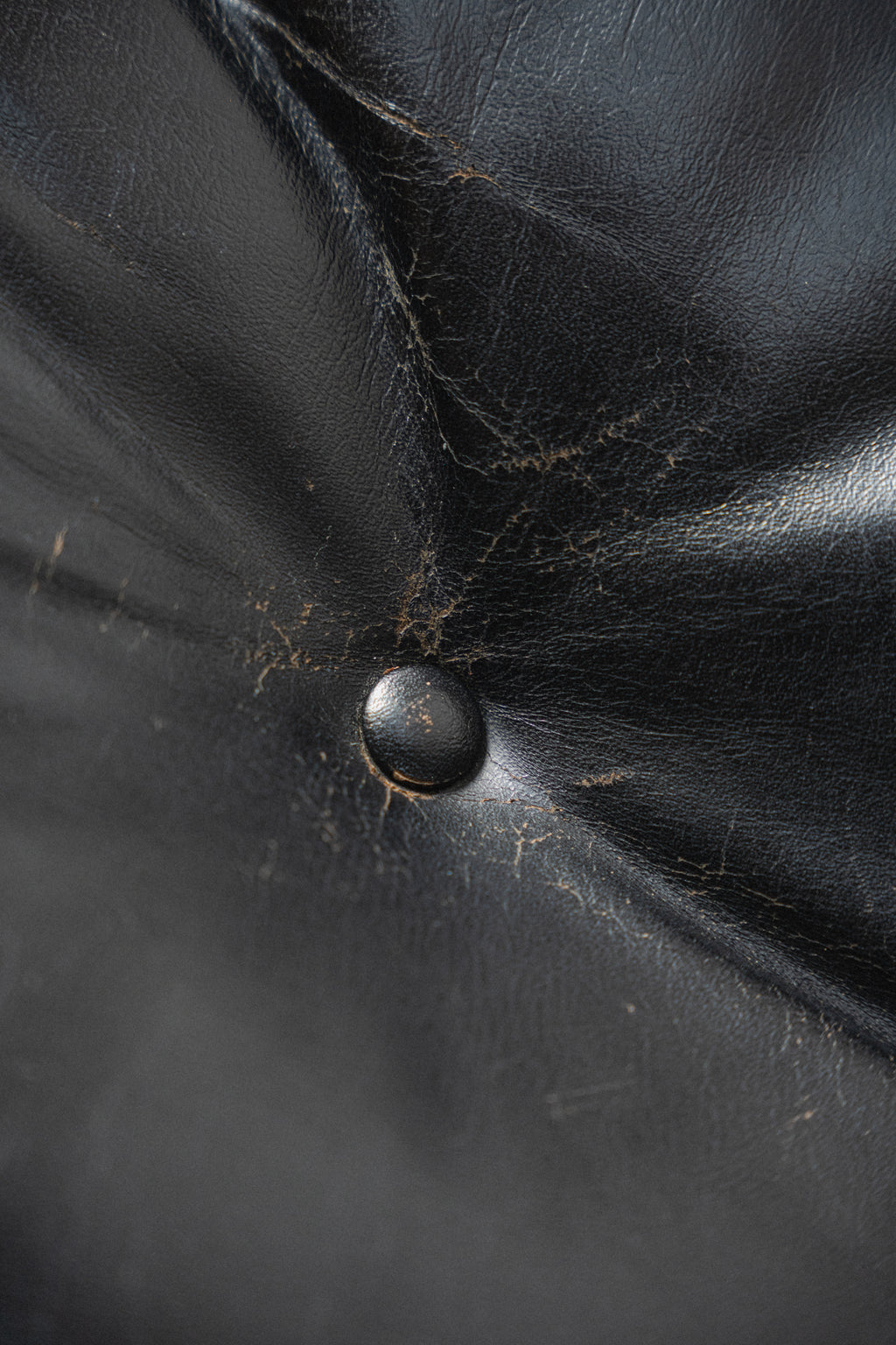 1960s 2nd Generation Eames 670 Lounge Chair with 671 Ottoman by Charles & Ray Eames for Herman Miller