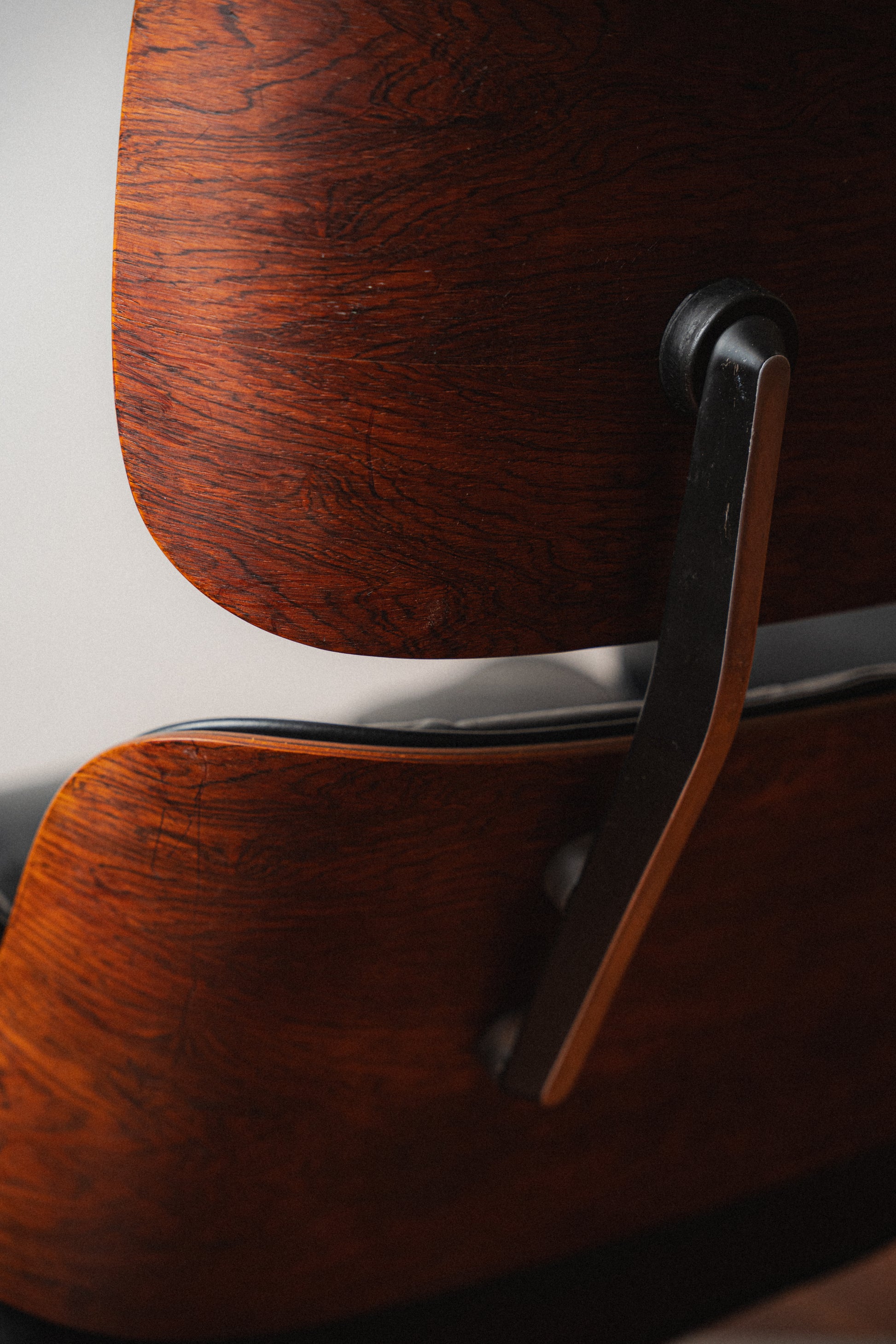 1960s 2nd Generation Eames 670 Lounge Chair with 671 Ottoman by Charles & Ray Eames for Herman Miller