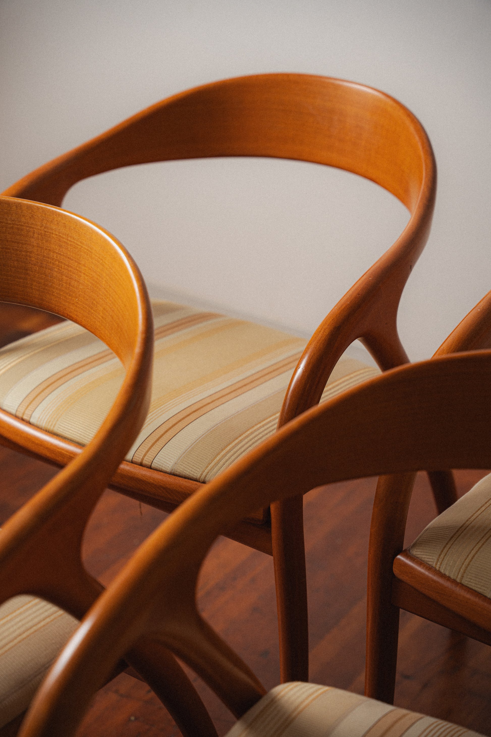 Italian Postmodern Sculptured Cherrywood Chairs by Antonio Sibau (Set of 4)