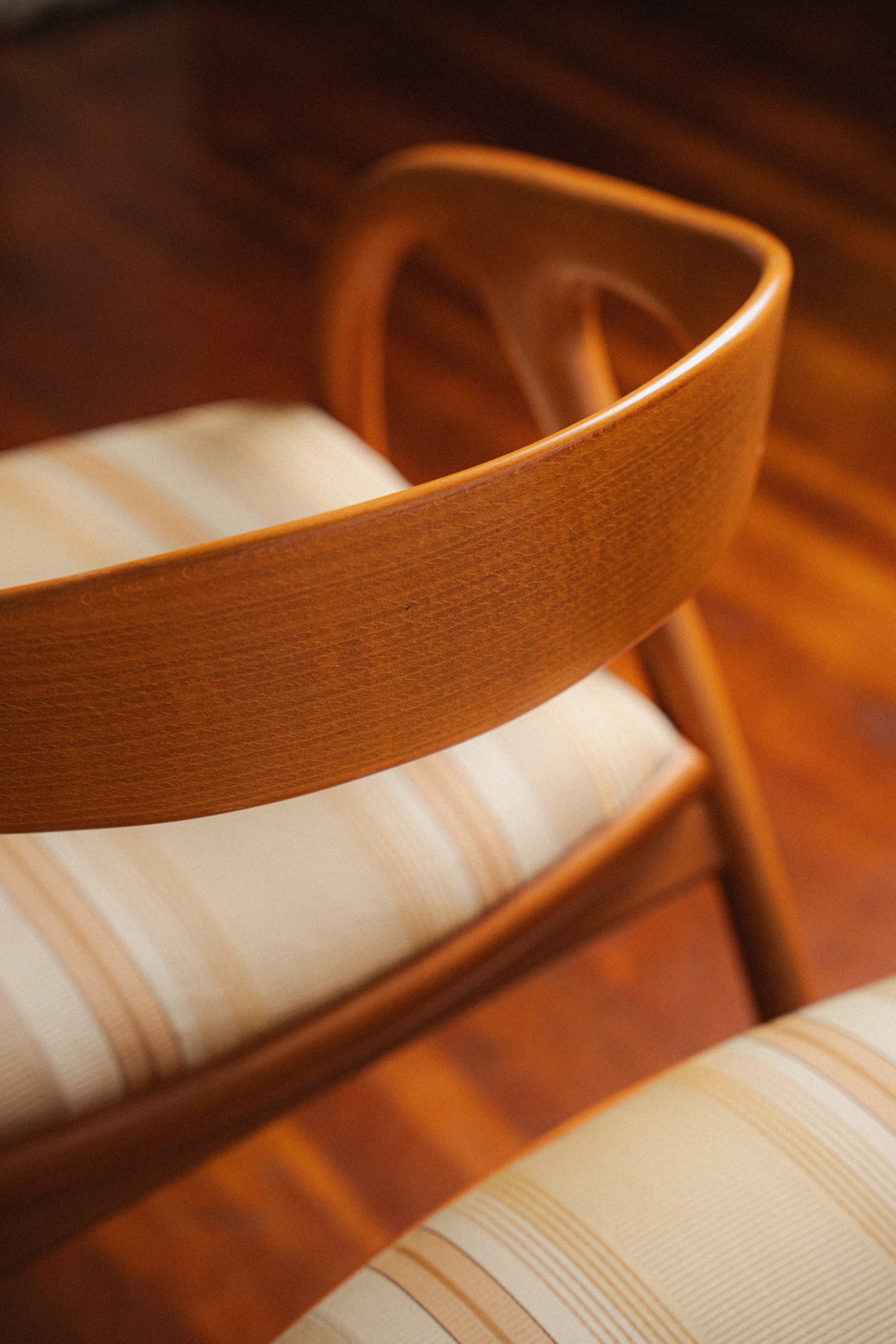 Italian Postmodern Sculptured Cherrywood Chairs by Antonio Sibau (Set of 4)