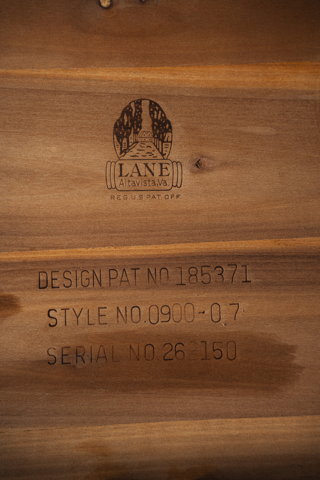 Lane "Acclaim" 2-Tier Side Tables