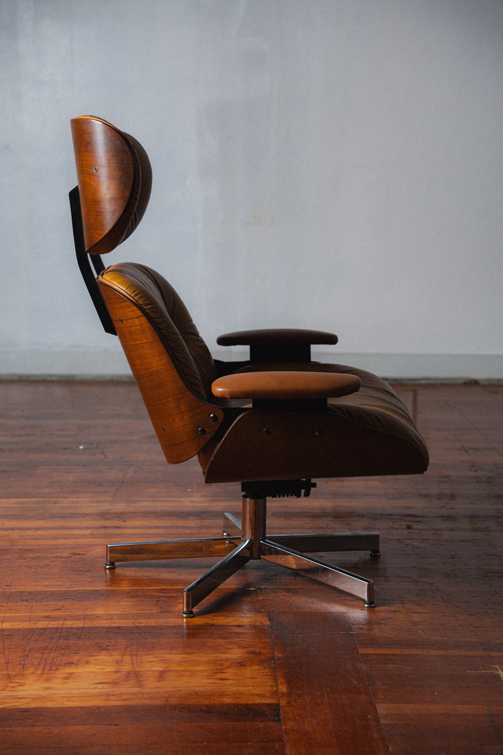 Plycraft Eames-Style Chair