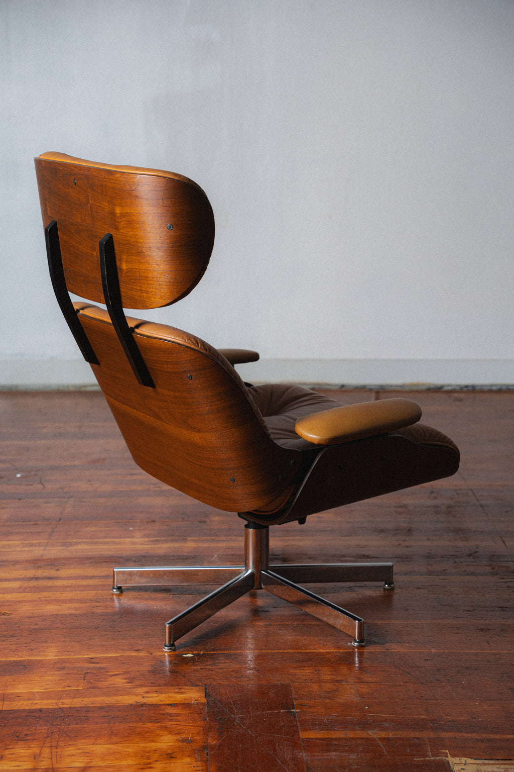 Plycraft Eames-Style Chair