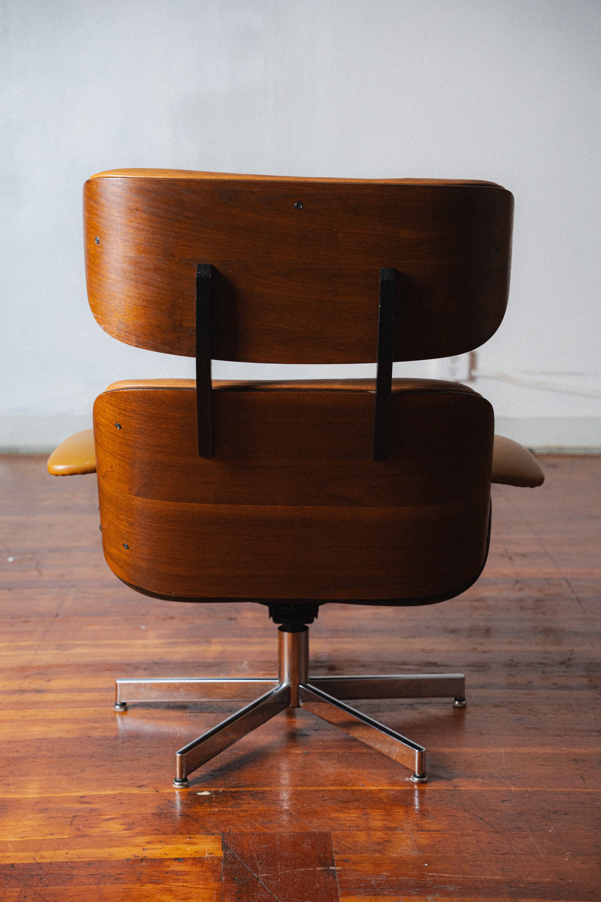 Plycraft Eames-Style Chair