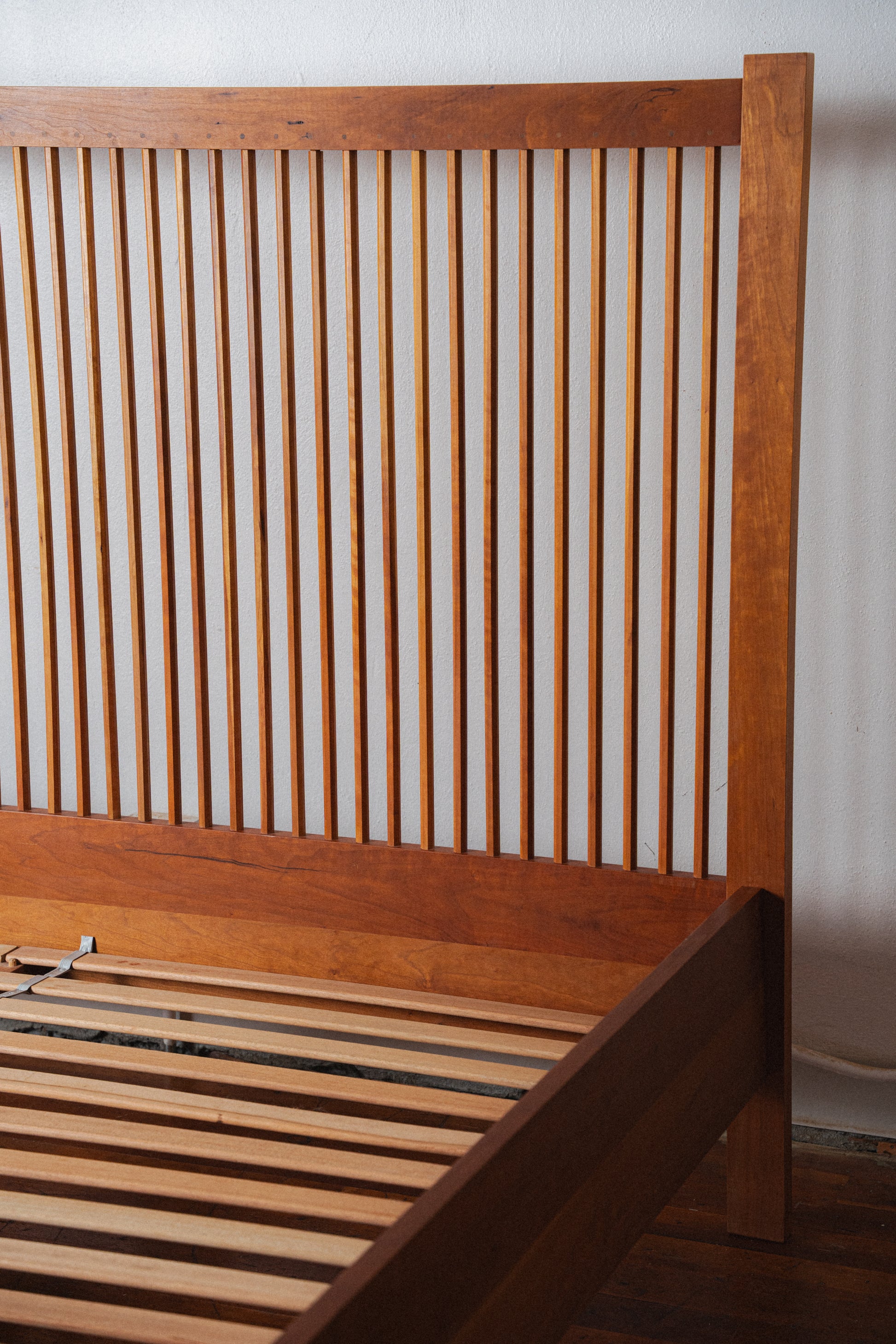 John Kelly J1 Series J-18 Spindle Cherry King Bed Frame
