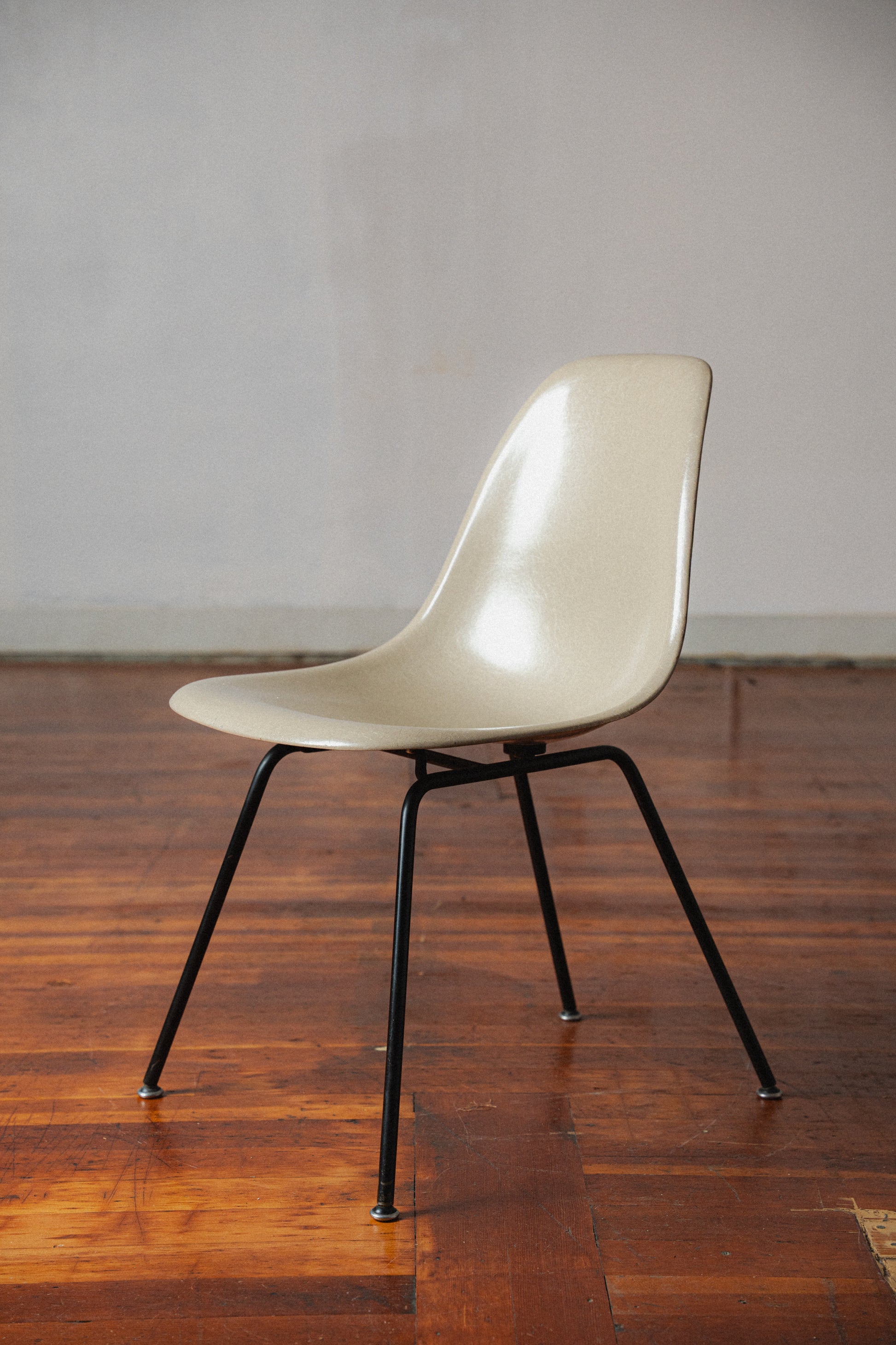 Eames Molded Fiberglass Chair