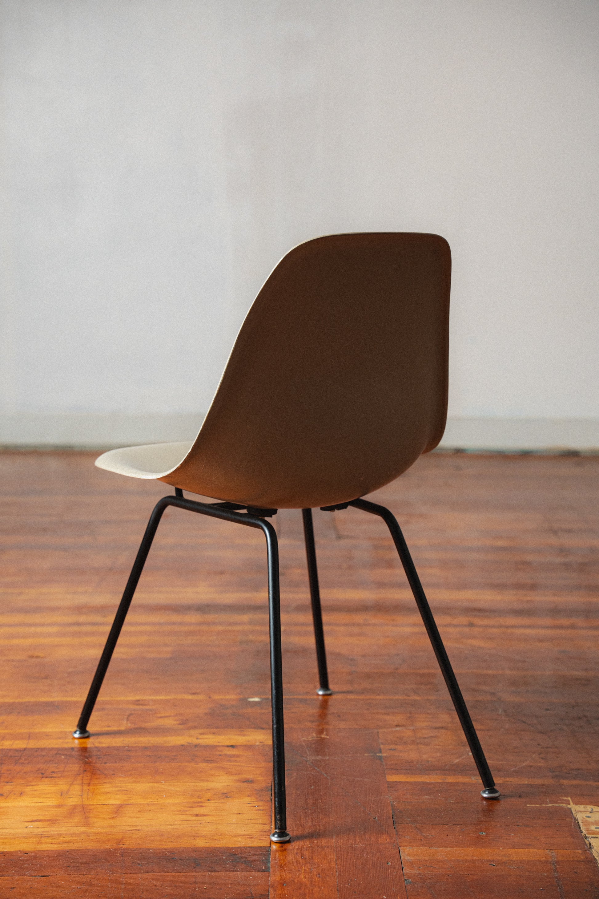 Eames Molded Fiberglass Chair
