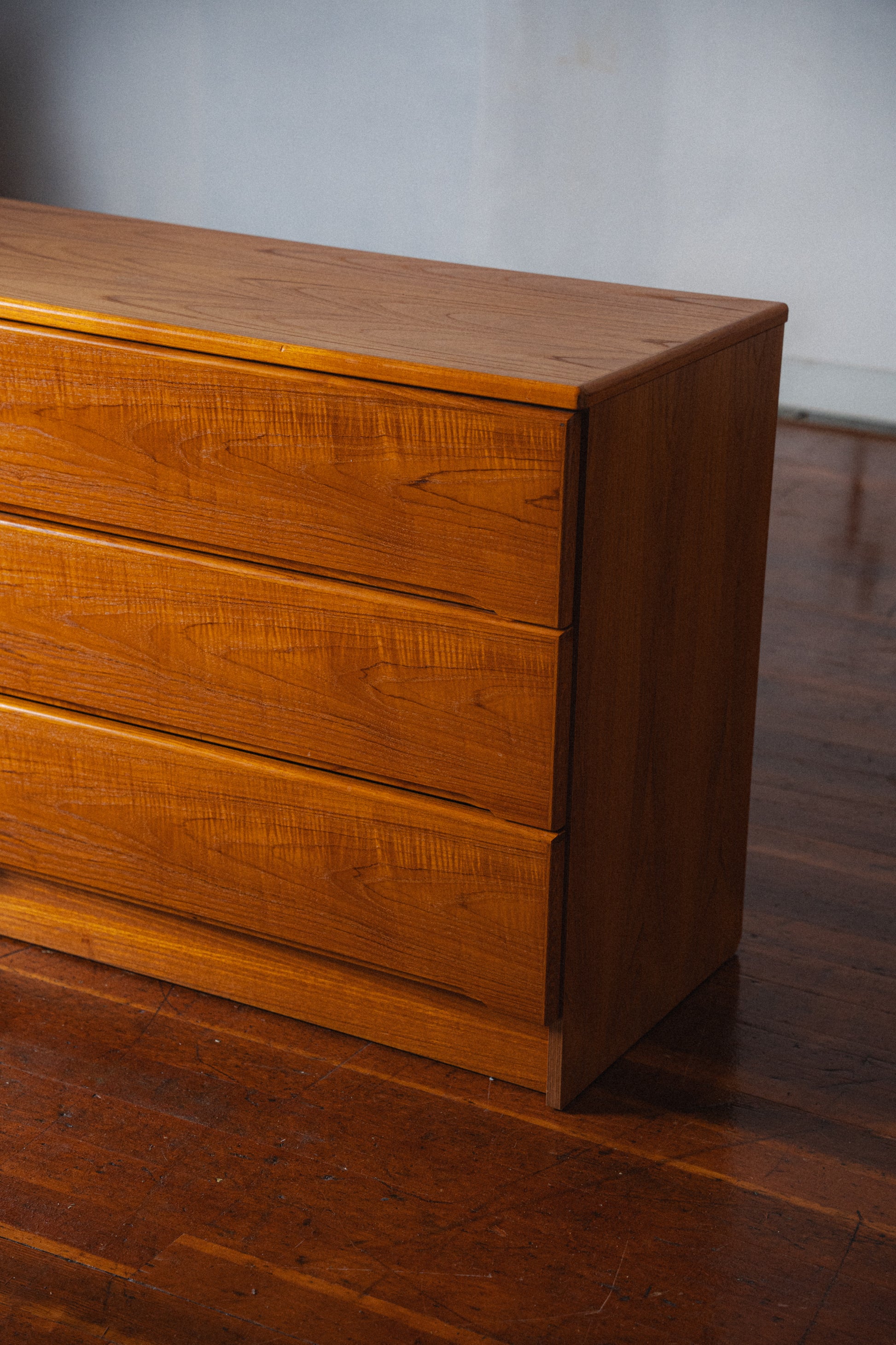 Danish Teak 6-Drawer Dresser