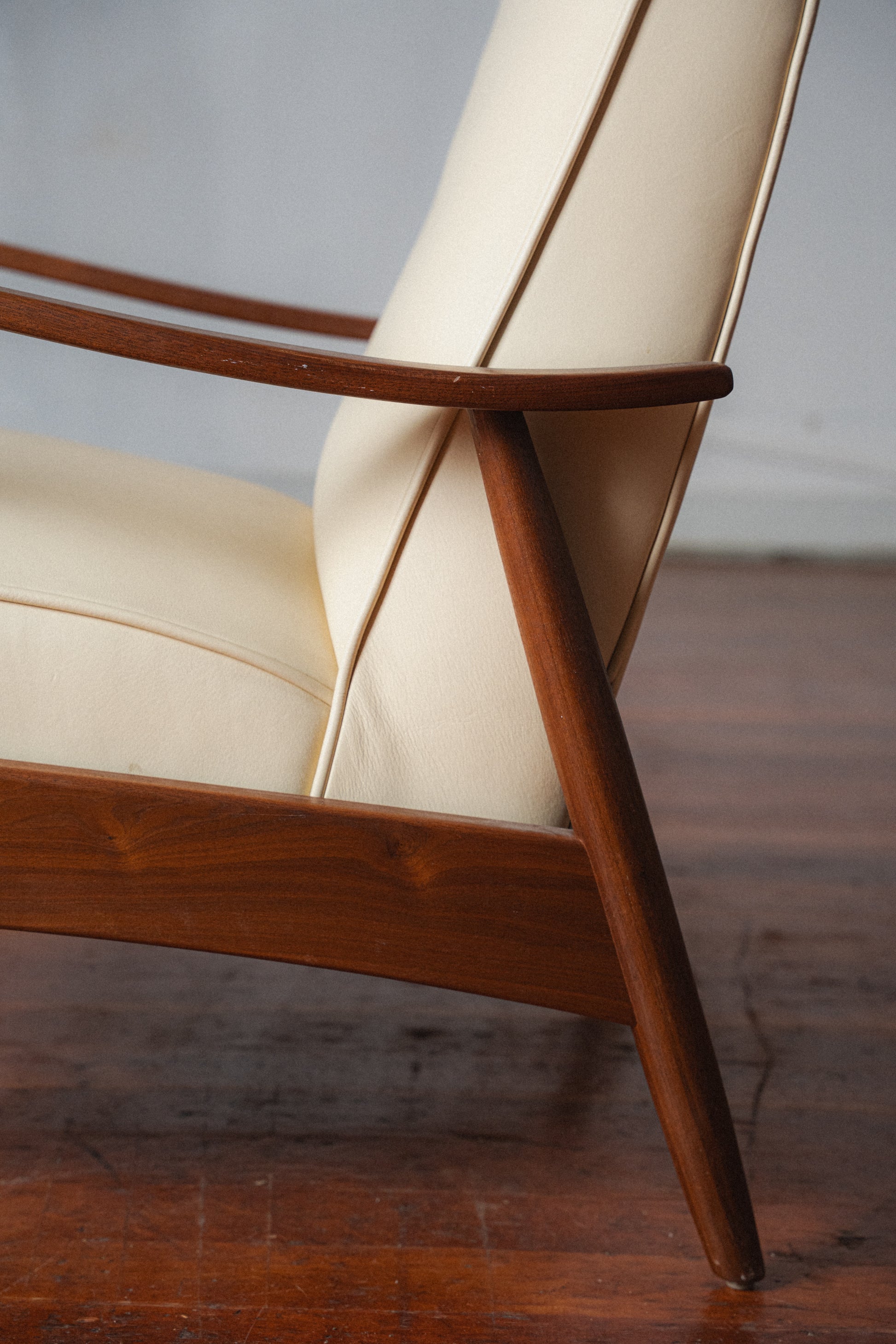 "Recliner 74" by Milo Baughman for Thayer Coggin