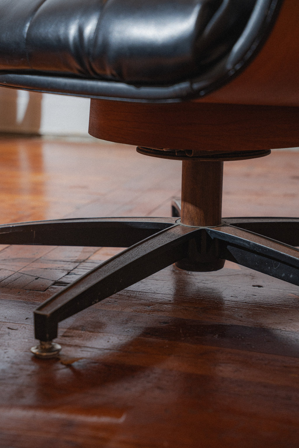 Mr. Chair by George Mulhauser for Plycraft