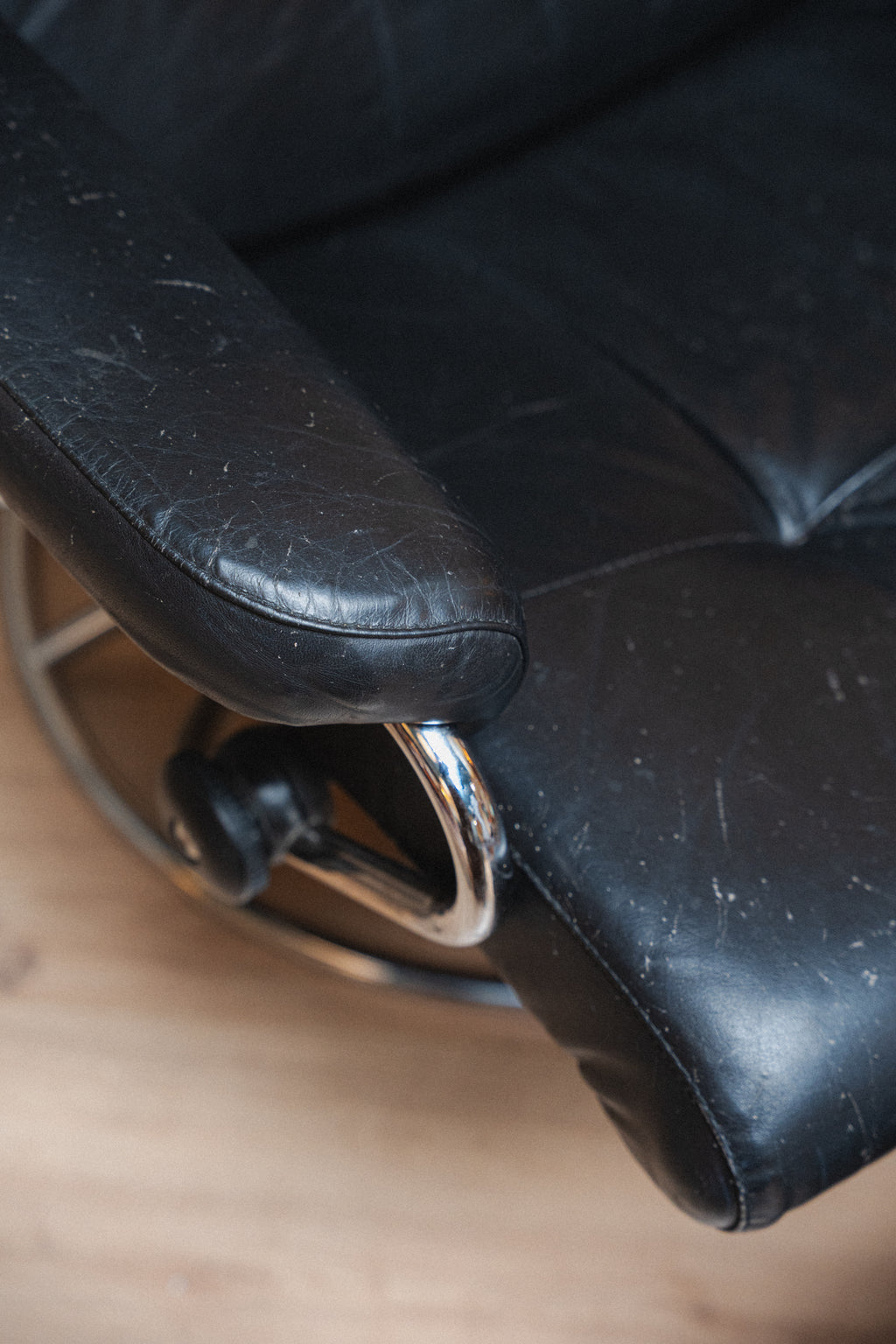 Ekornes Stressless Lounger + Ottoman