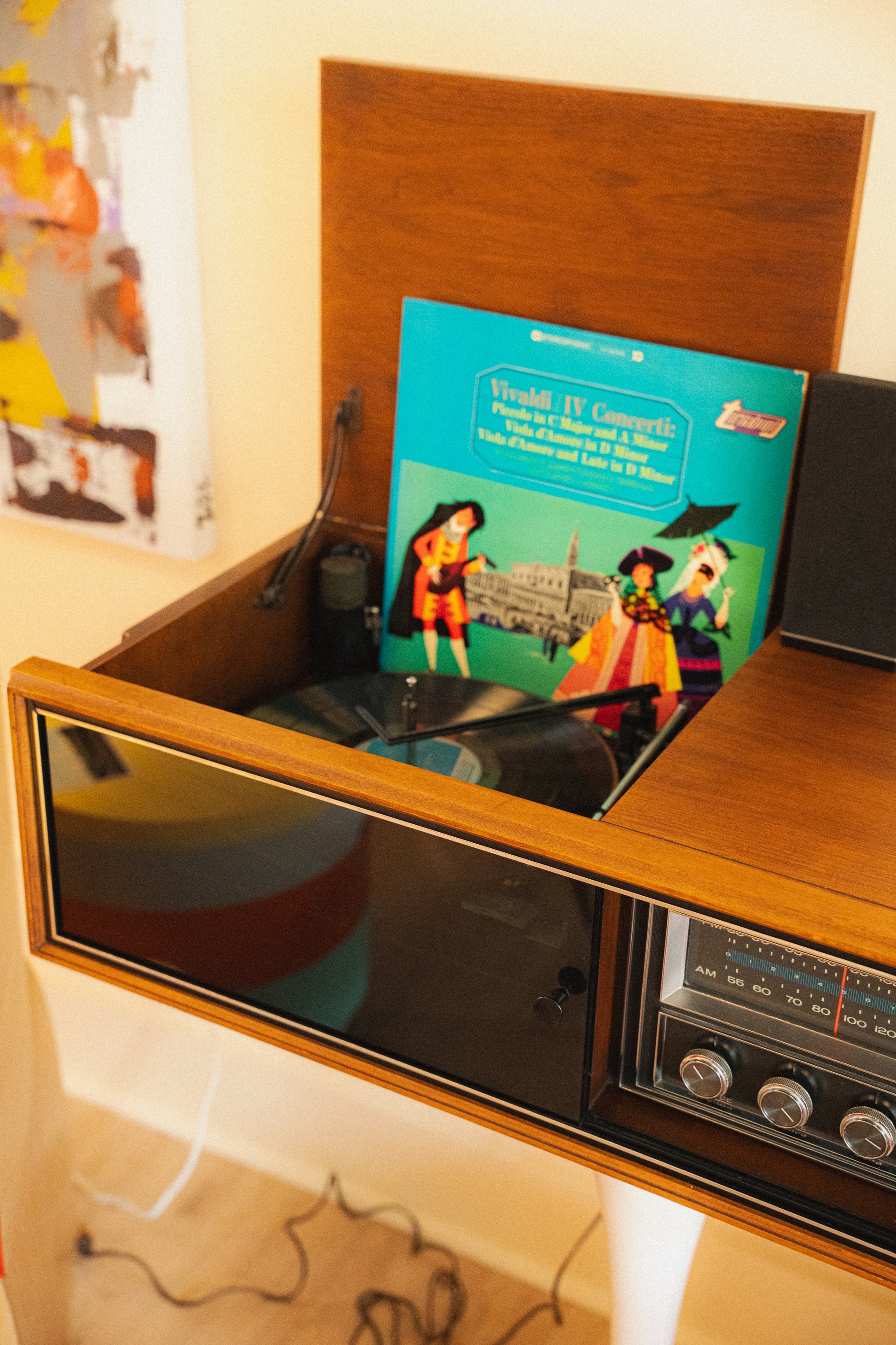 Tulip-Base Record Table by Sylvania