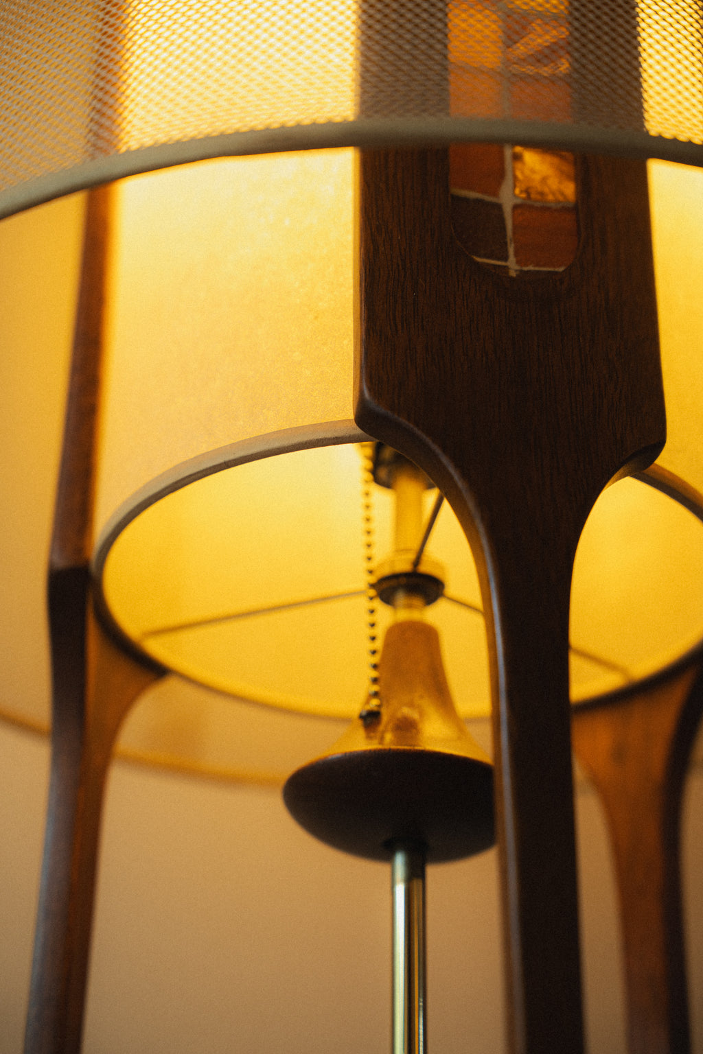 Sculptural Walnut Table Lamp by Arthur Jacobs for Modeline of California
