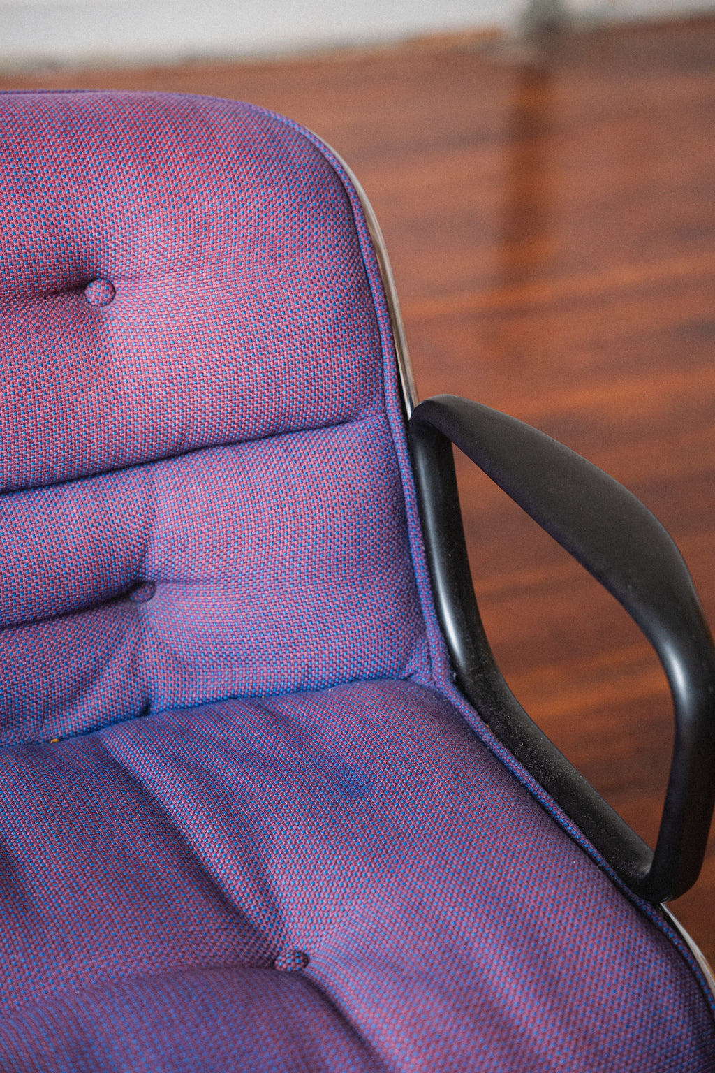 1960s Pollock Executive Chair by Charles Pollock for Knoll