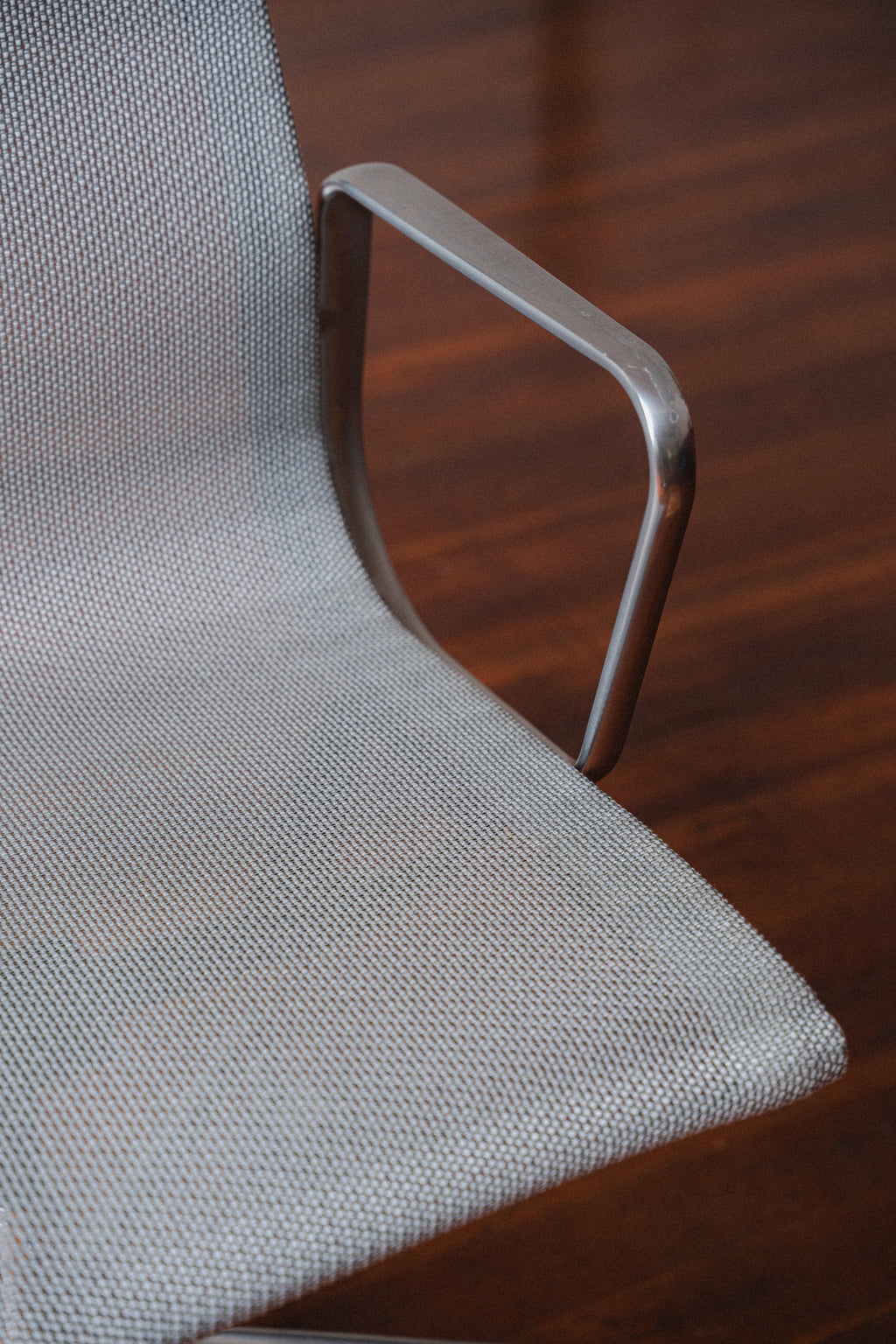 Eames Aluminum Group Chair by Charles & Ray Eames for Herman Miller