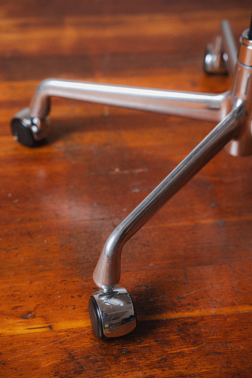 Eames Aluminum Group Chair by Charles & Ray Eames for Herman Miller