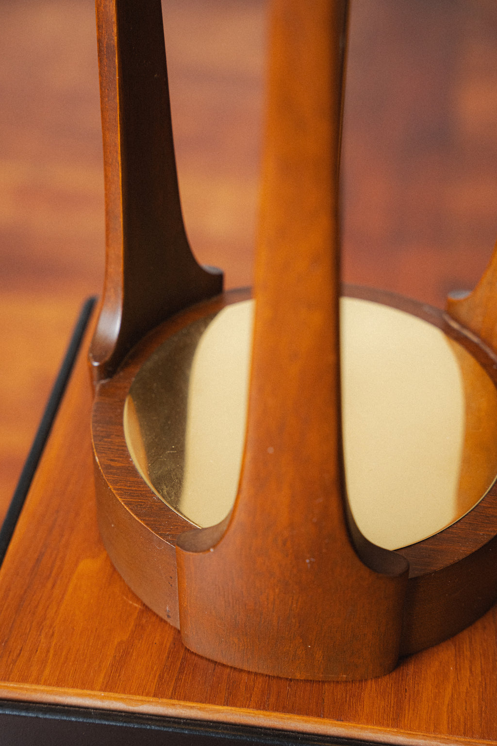 Sculptural Walnut Table Lamp by Arthur Jacobs for Modeline of California