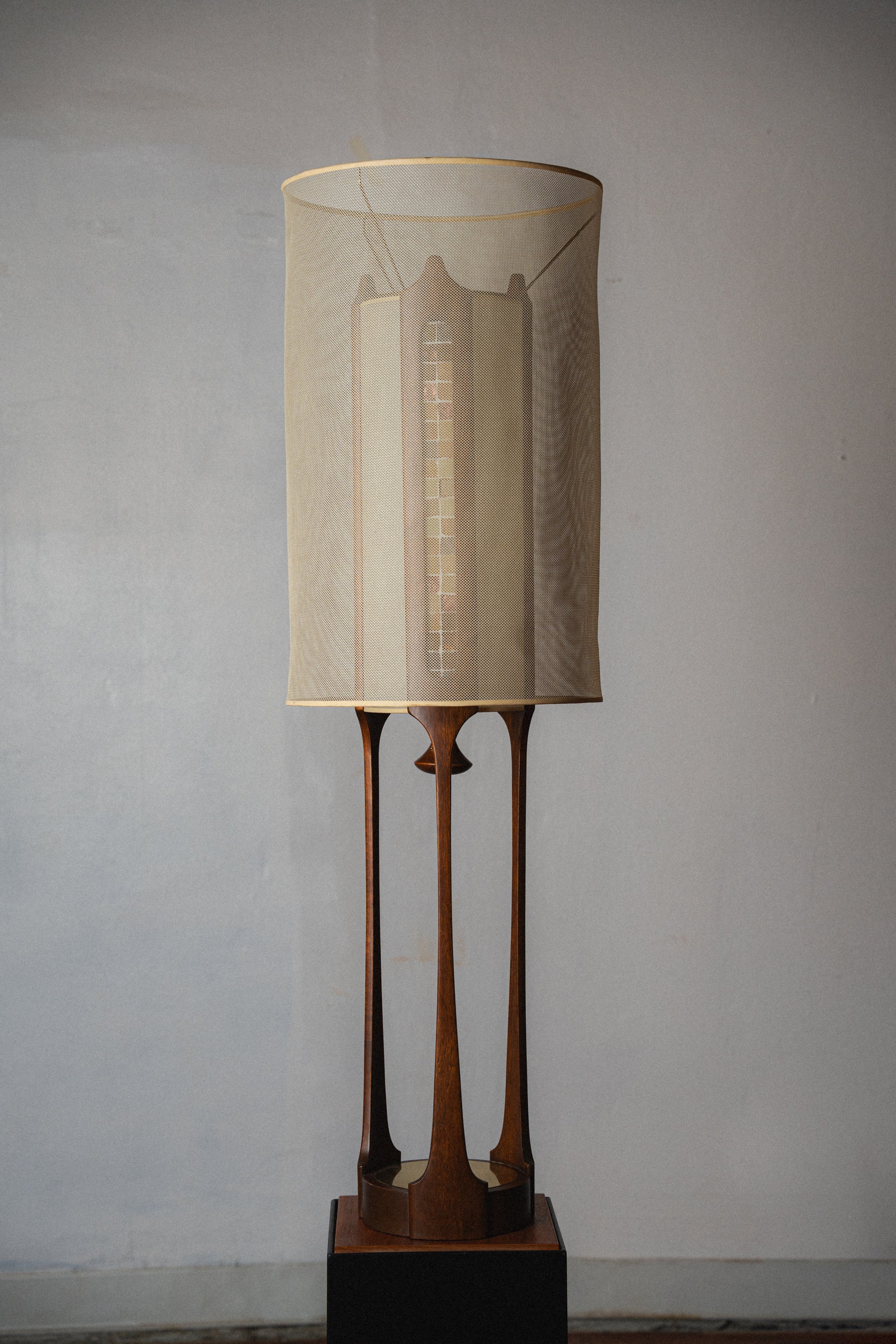 Sculptural Walnut Table Lamp by Arthur Jacobs for Modeline of California