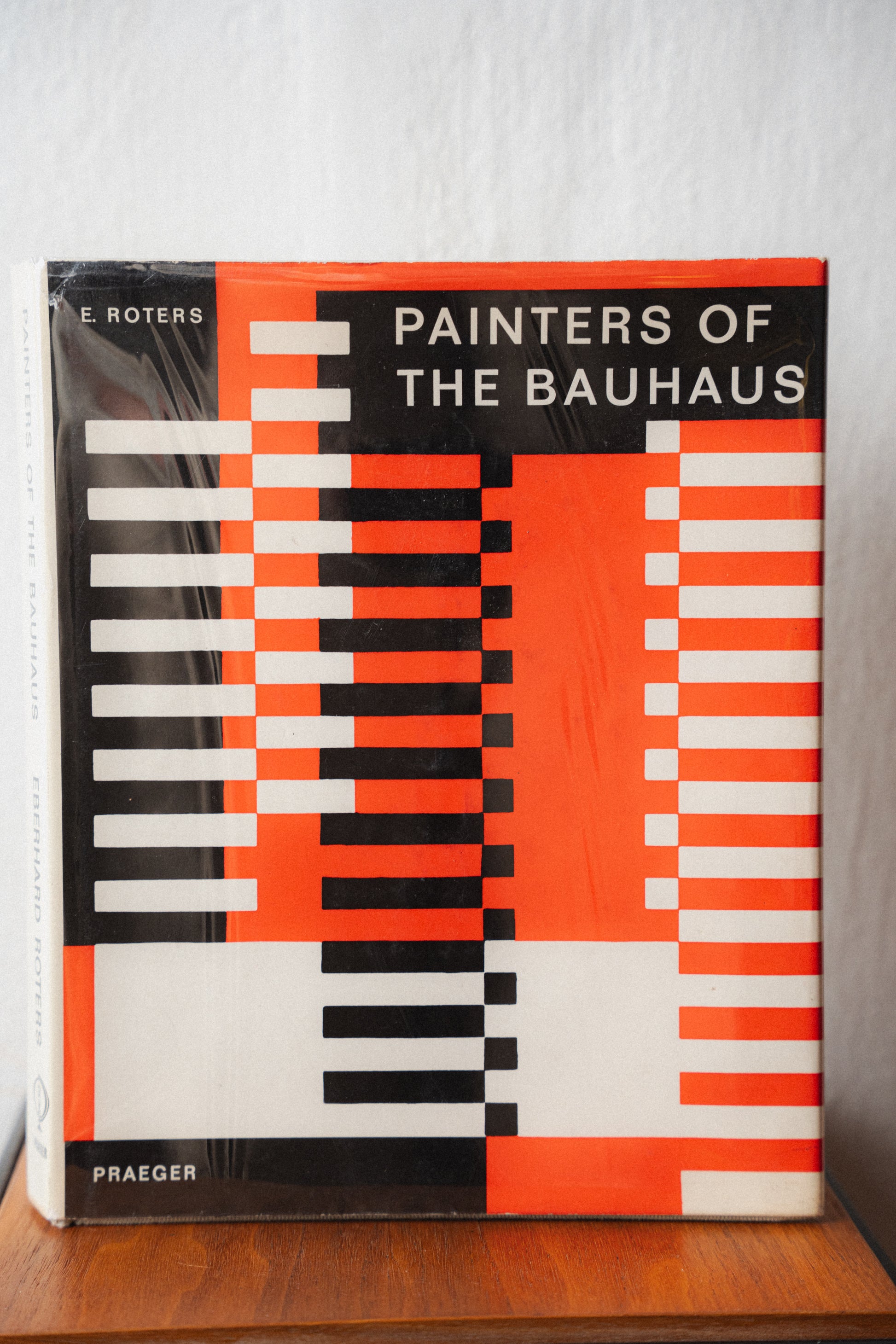 Painters of the Bauhaus by Praeger