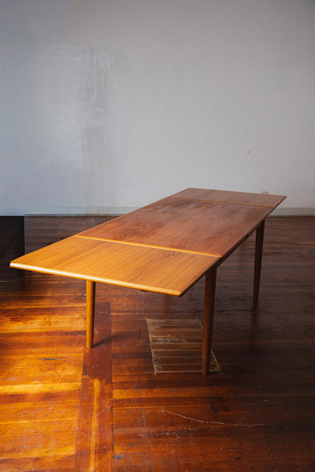 Danish Teak Nested-Leaf Dining Table by AM Møbler