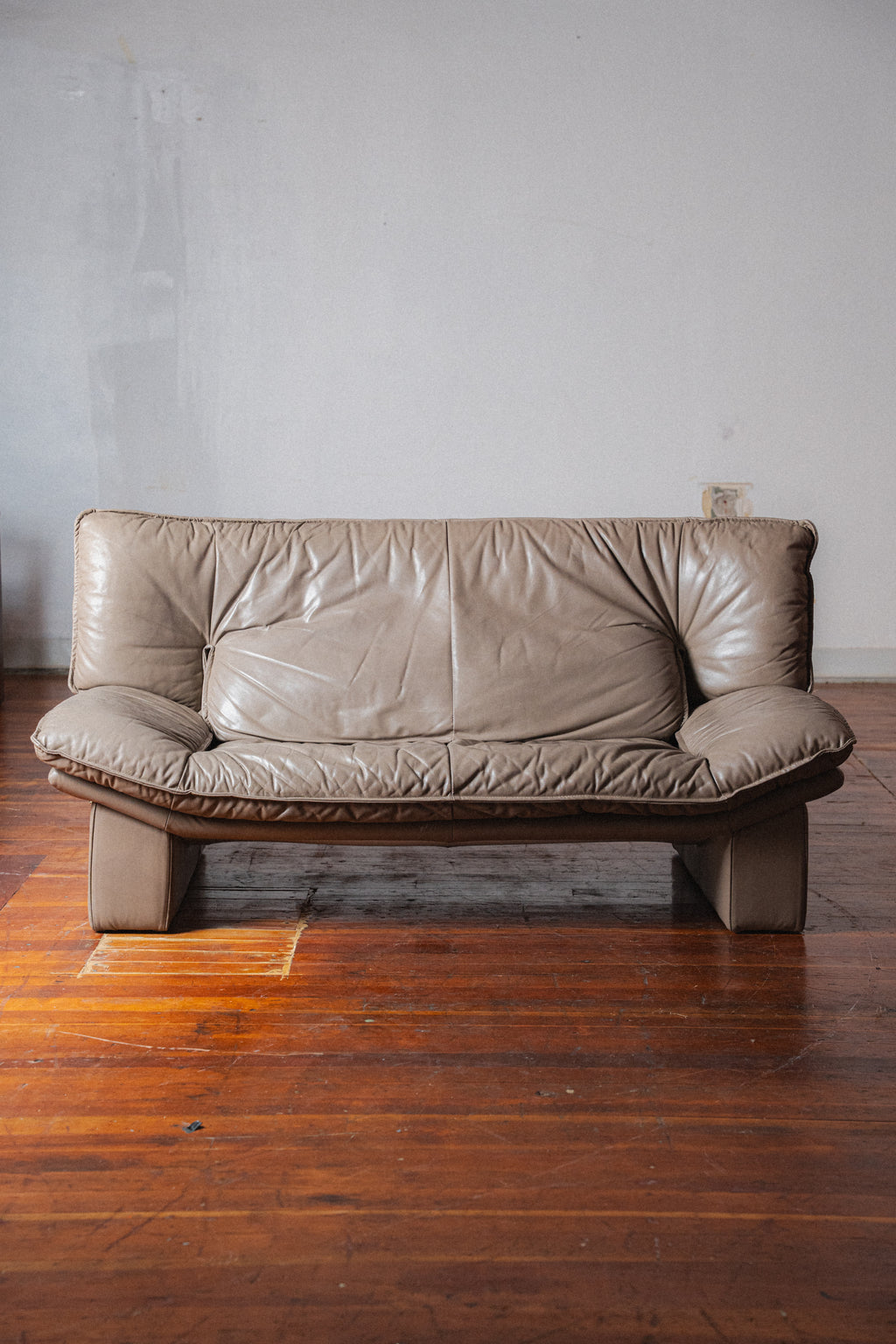 Nicoletti Salotti Postmodern Italian Loveseat