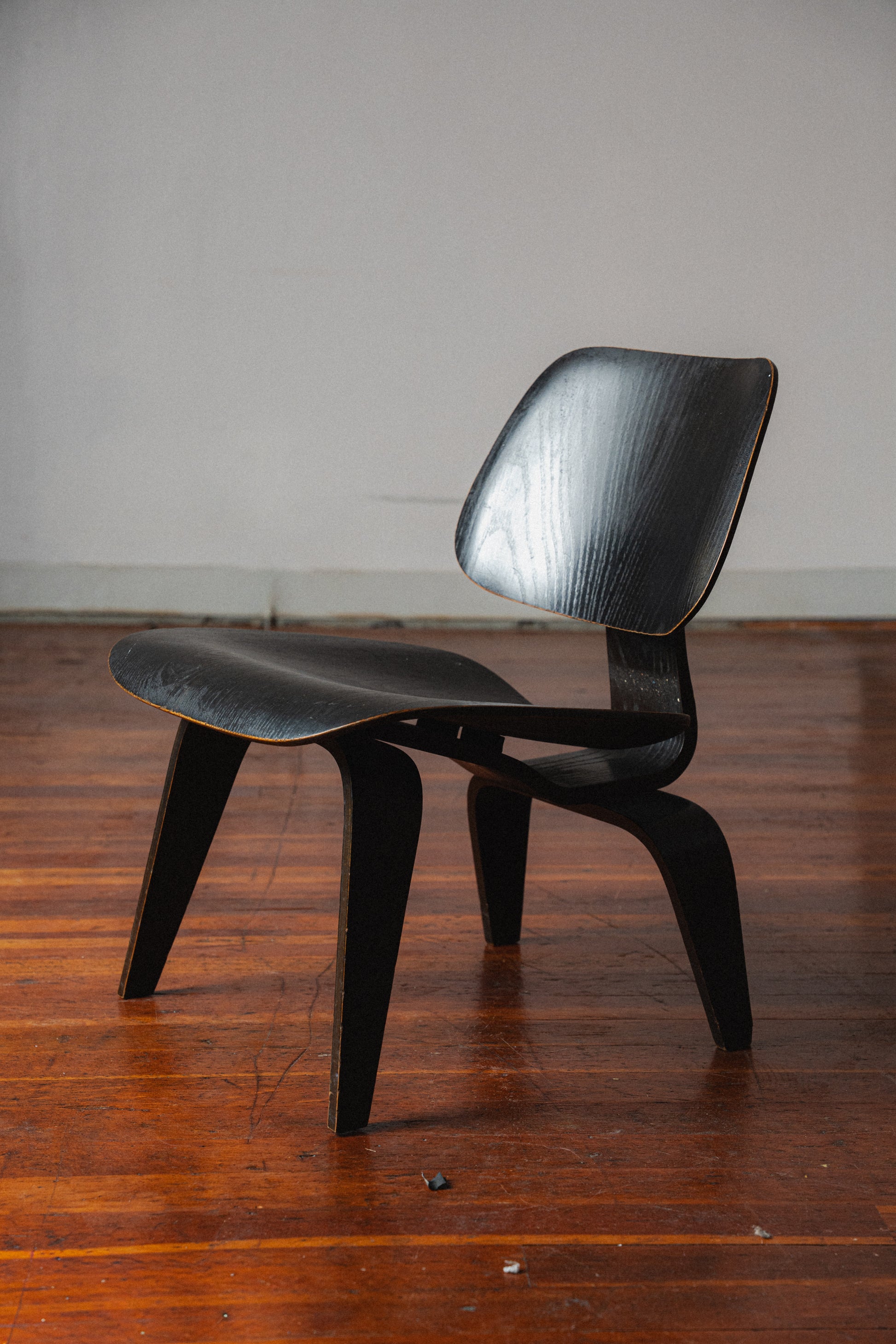 Rare 1946 Eames LCW 5-2-5 Chair, for Evans, Pre-Herman Miller