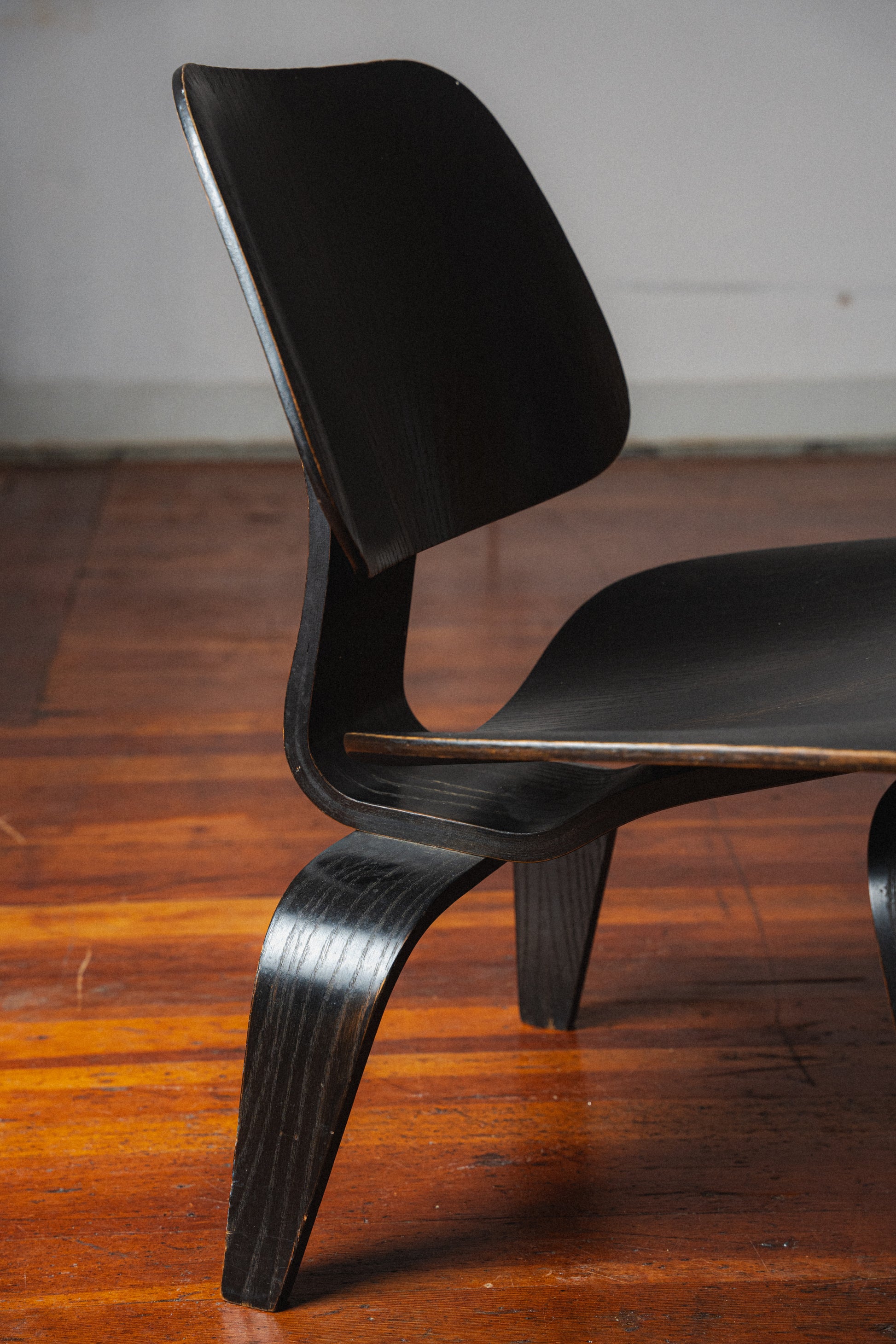 Rare 1946 Eames LCW 5-2-5 Chair, for Evans, Pre-Herman Miller