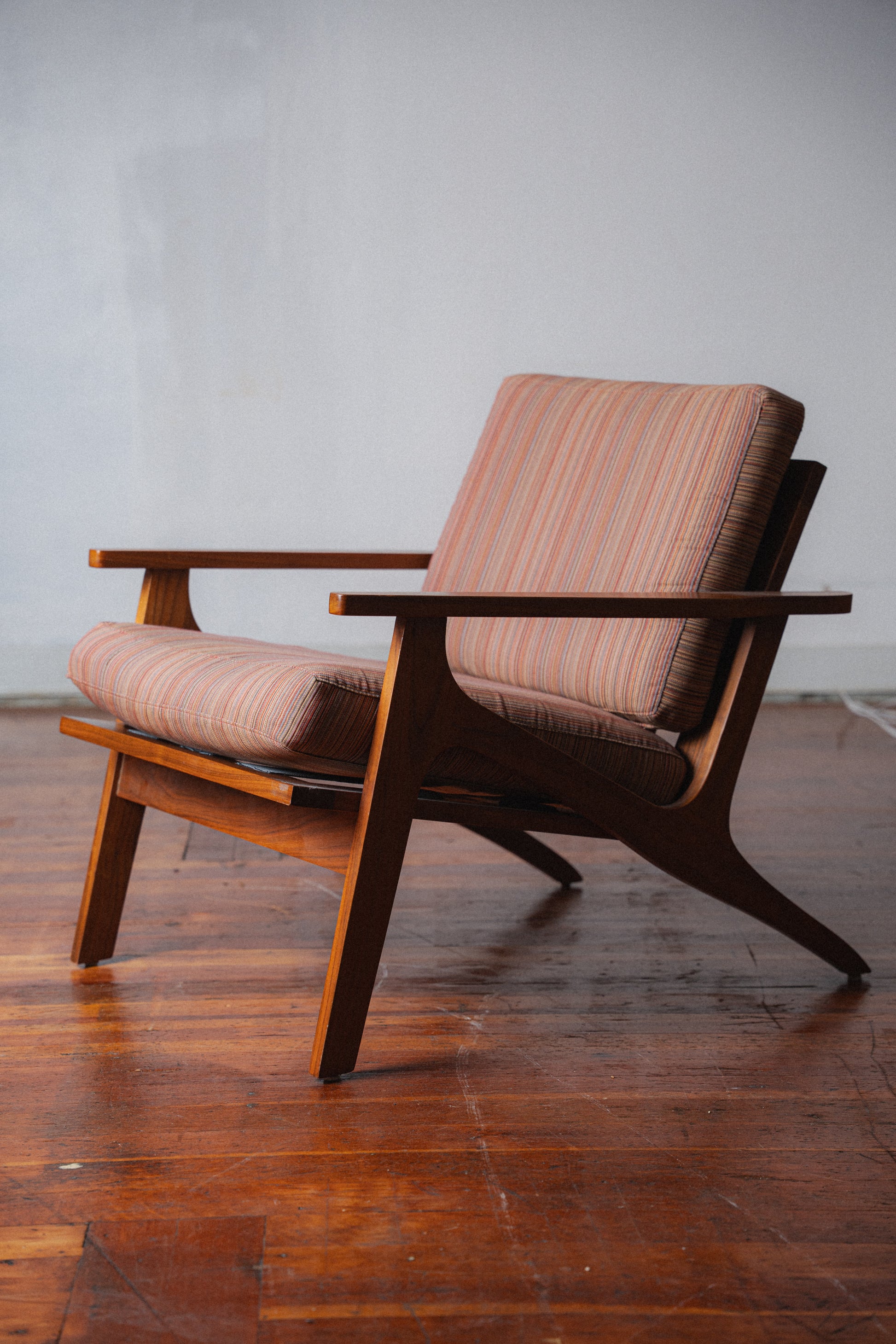 MCM Walnut Lounge Chair