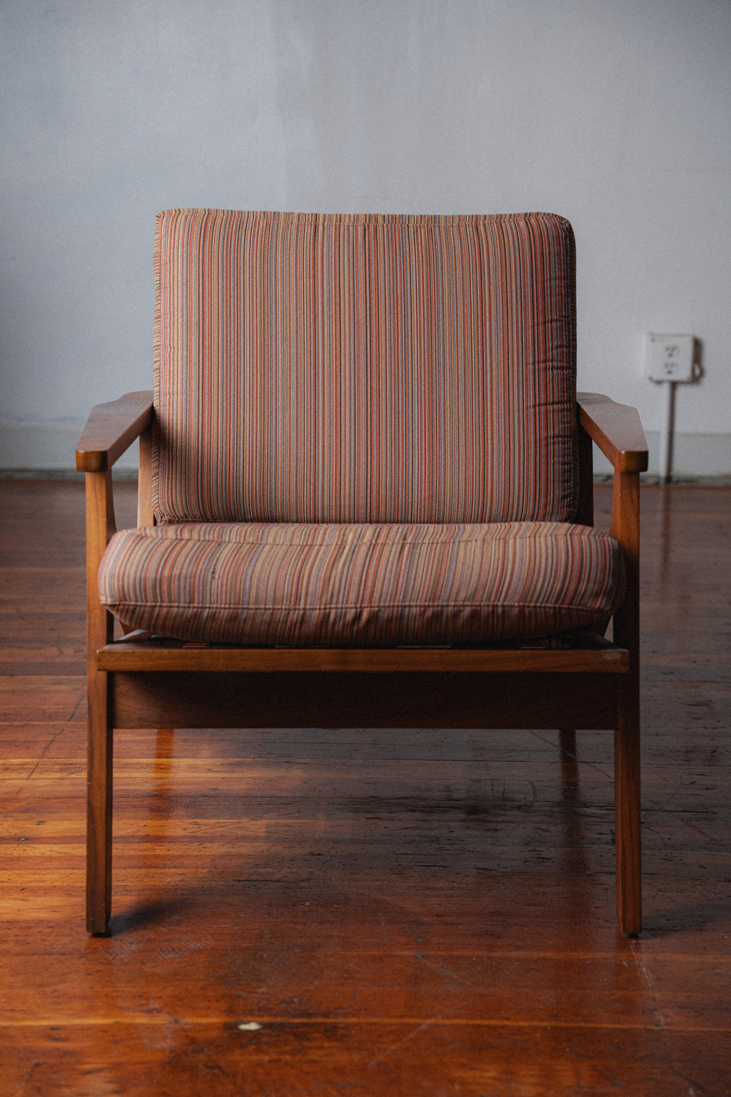MCM Walnut Lounge Chair