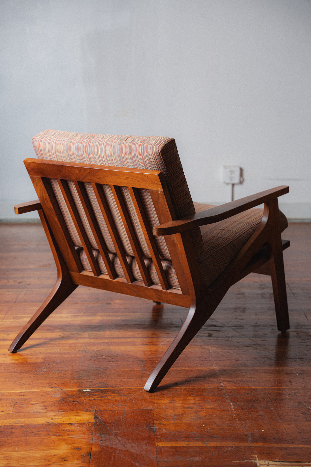 MCM Walnut Lounge Chair