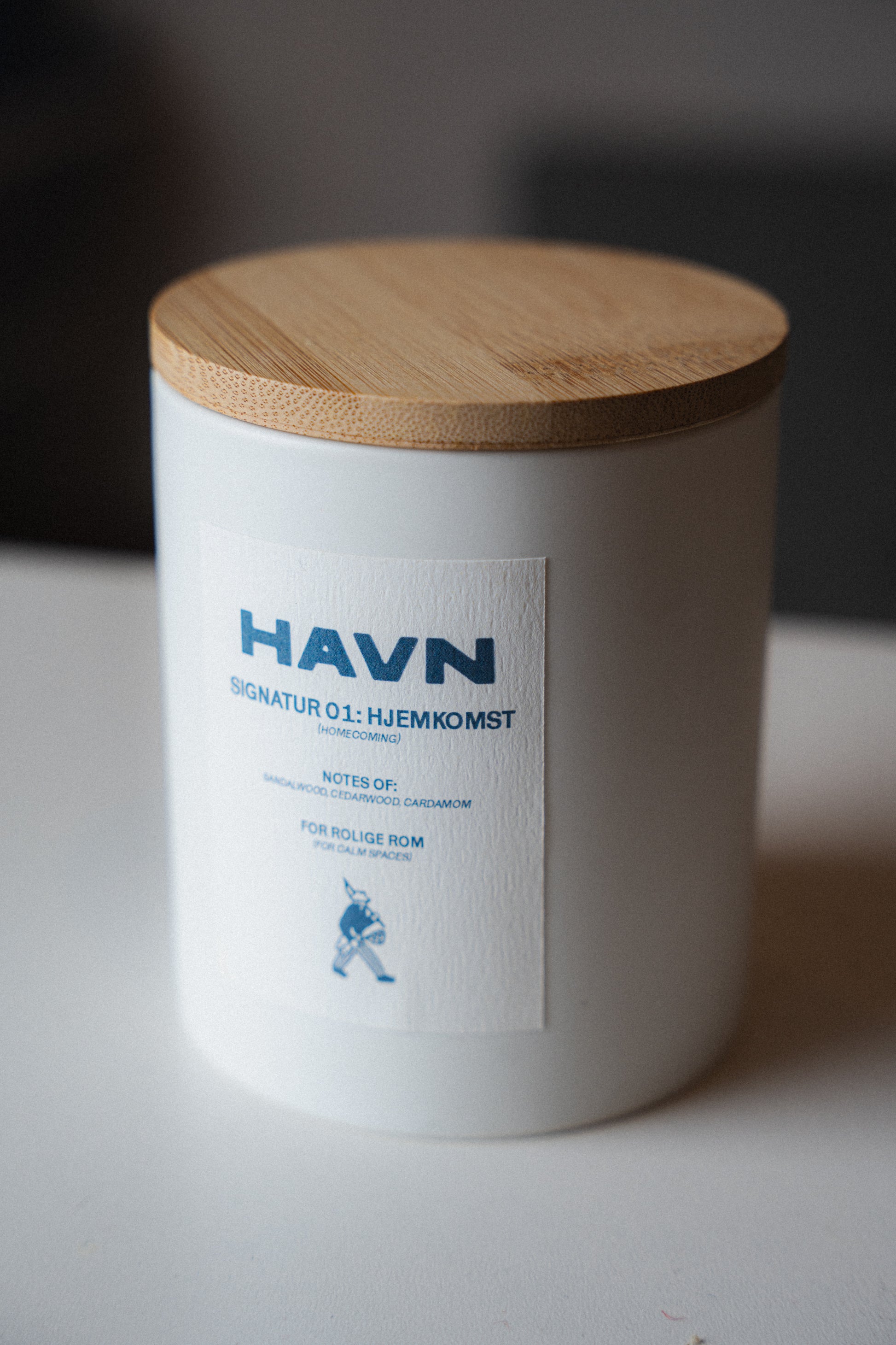 Signatur 01: Hjemkomst 12oz Soy Candle