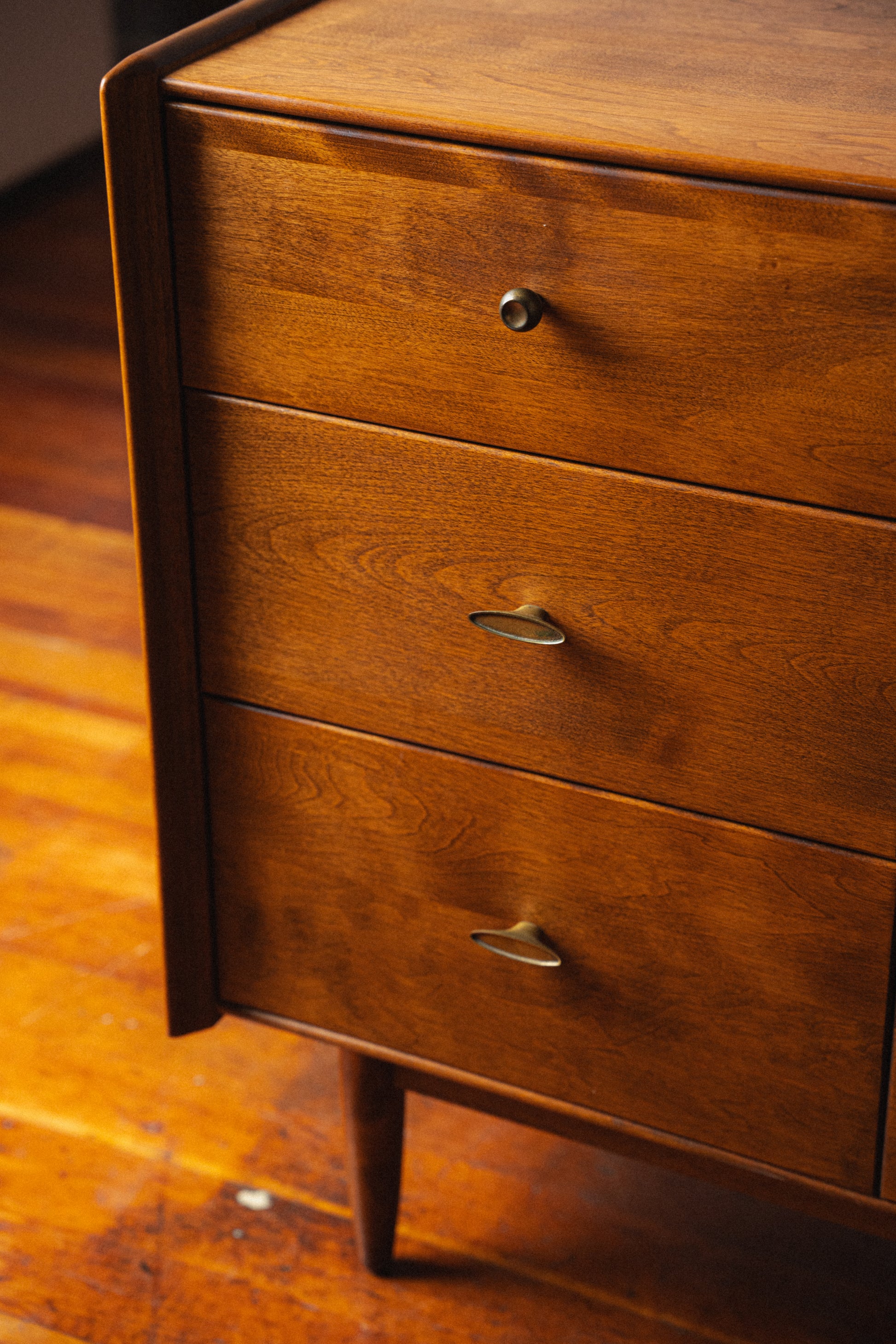 9-Drawer Dresser by Russel Wright for Conant Ball