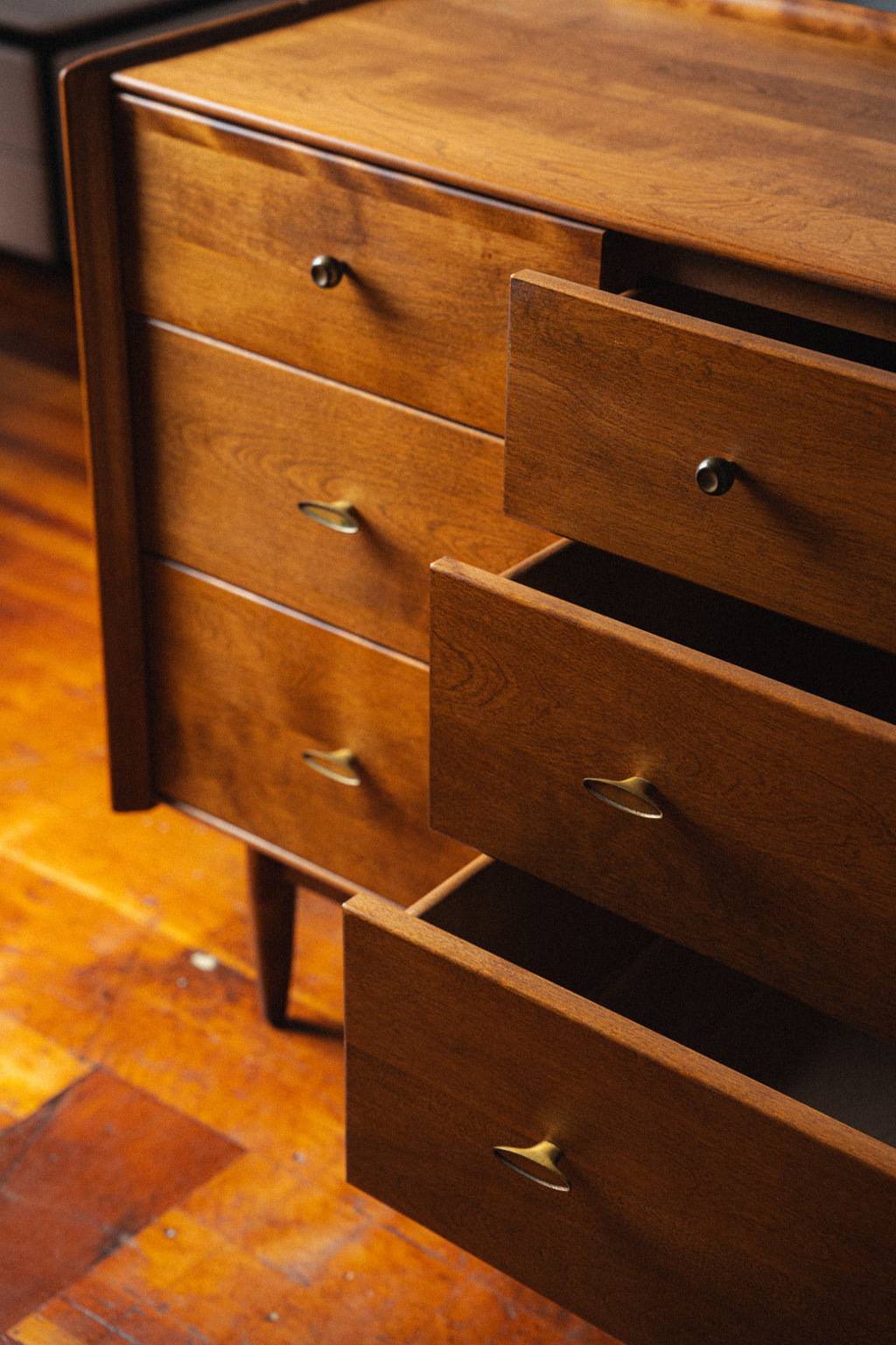 9-Drawer Dresser by Russel Wright for Conant Ball