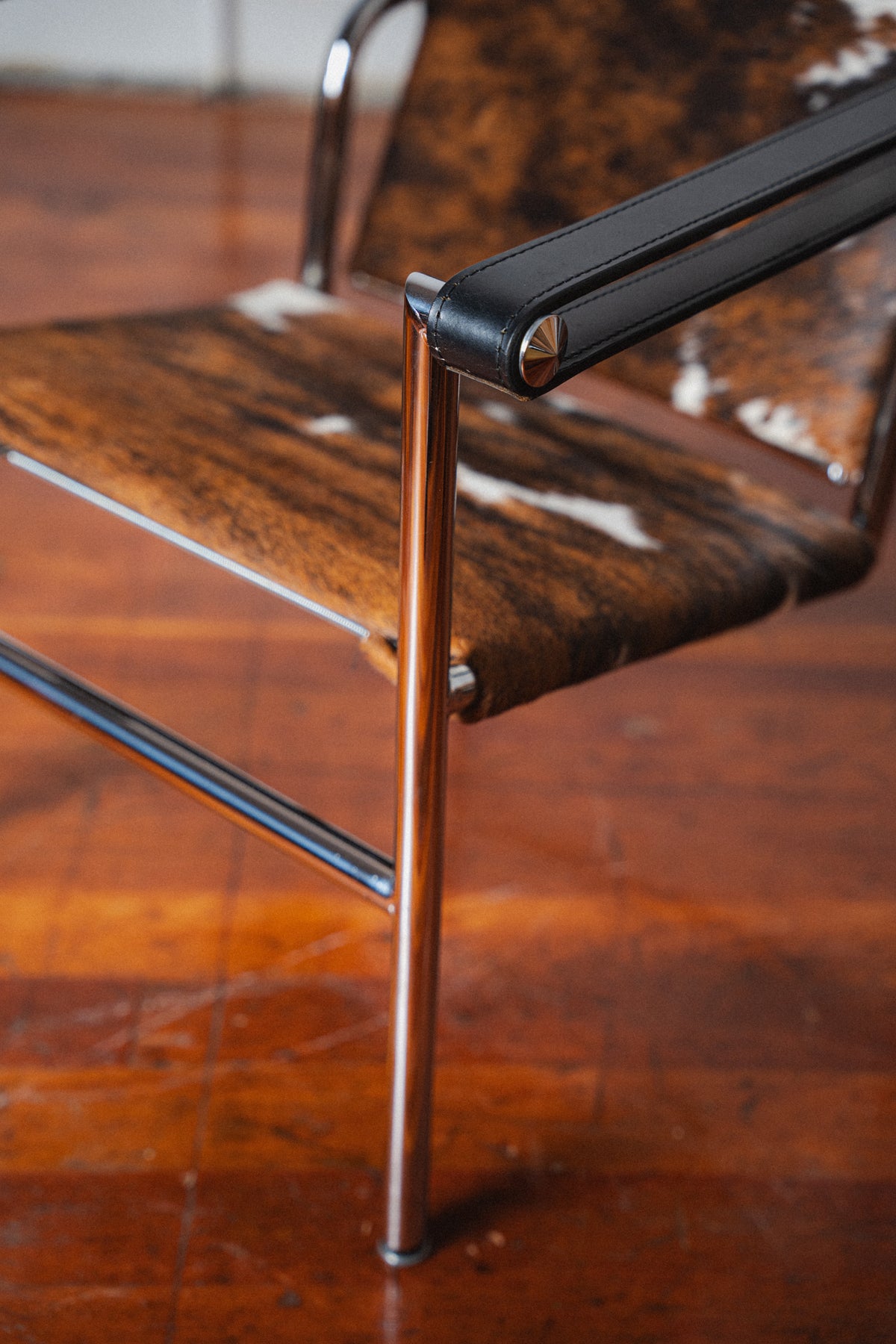 LC1 Chair in Cowhide by Le Corbusier for Cassina (2 Available)