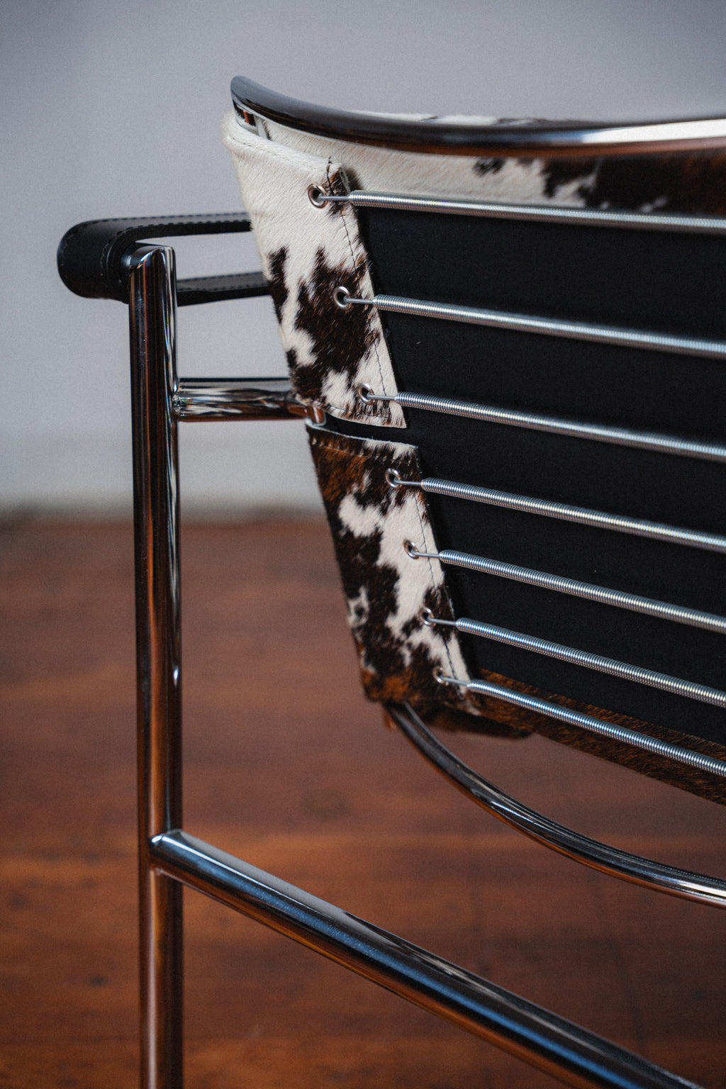 LC1 Chair in Cowhide by Le Corbusier for Cassina (2 Available)