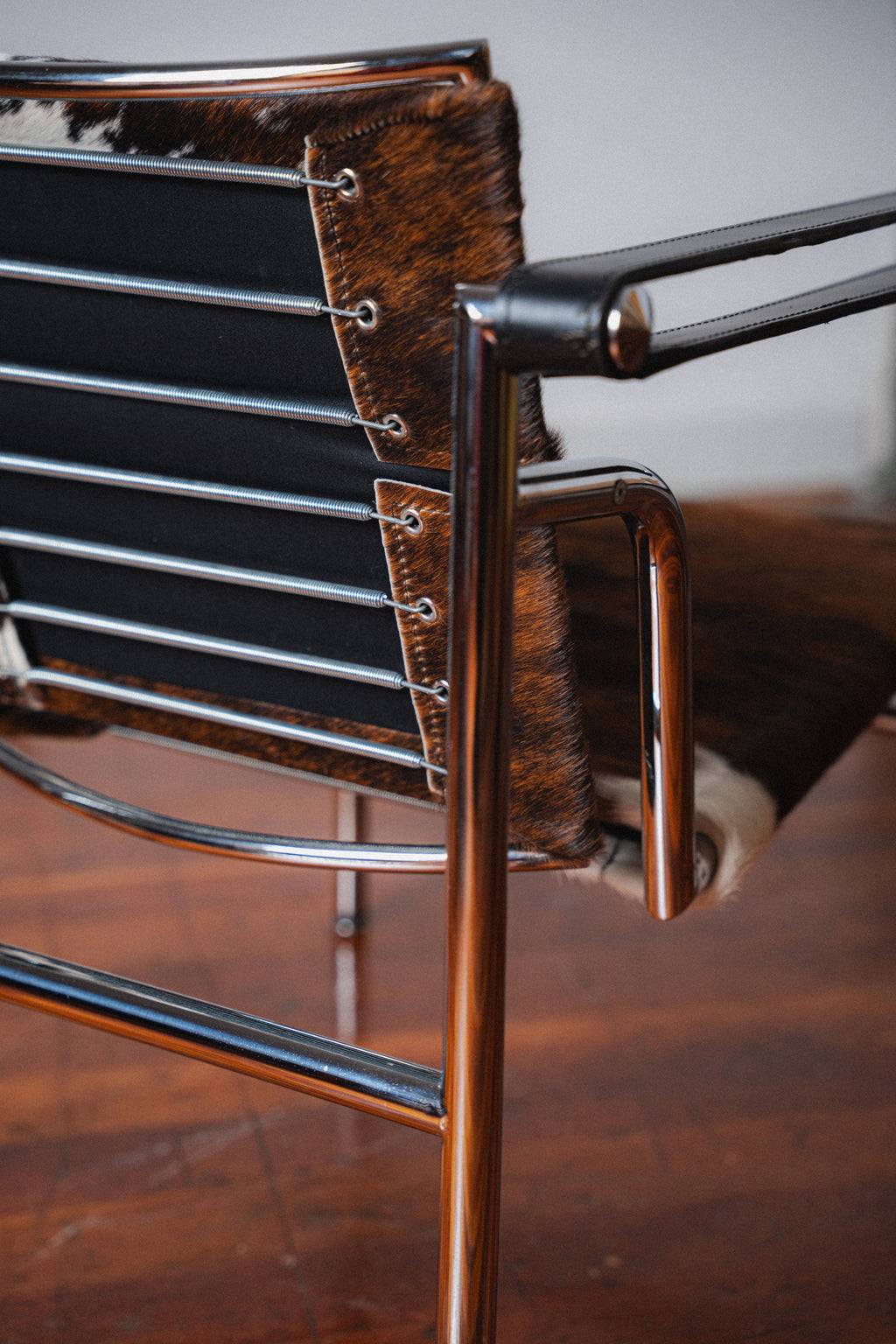 LC1 Chair in Cowhide by Le Corbusier for Cassina (2 Available)