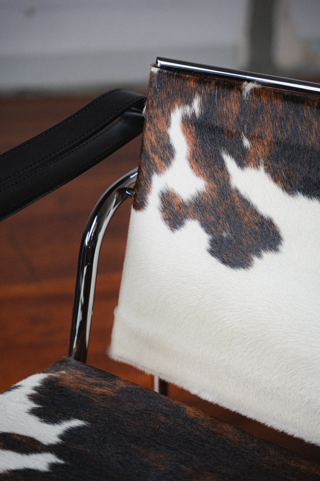 LC1 "Basculant" Chair in Cowhide by Le Corbusier for Cassina