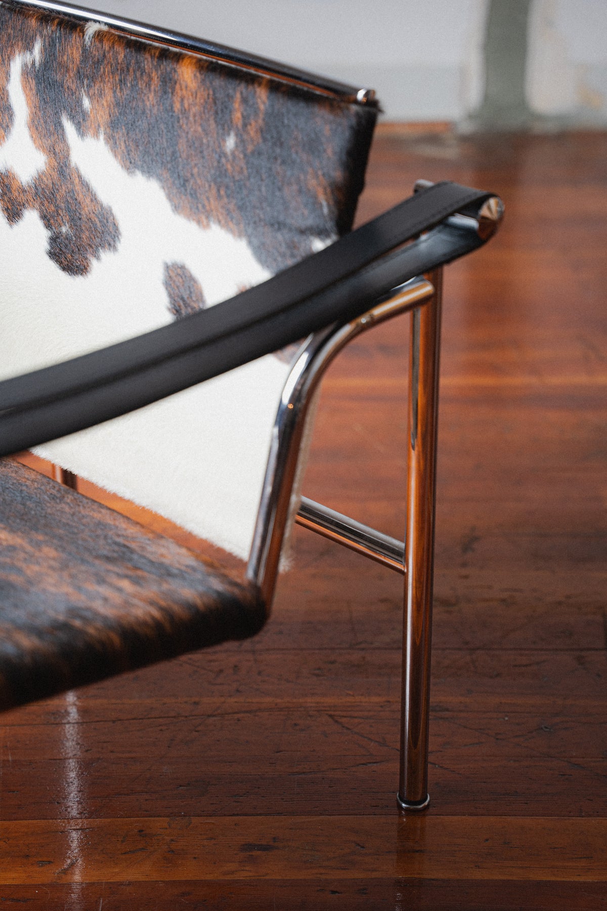 LC1 "Basculant" Chair in Cowhide by Le Corbusier for Cassina