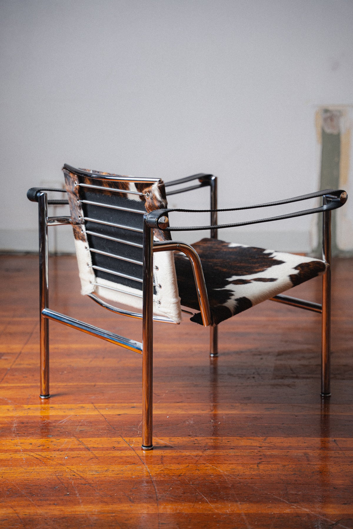 LC1 "Basculant" Chair in Cowhide by Le Corbusier for Cassina