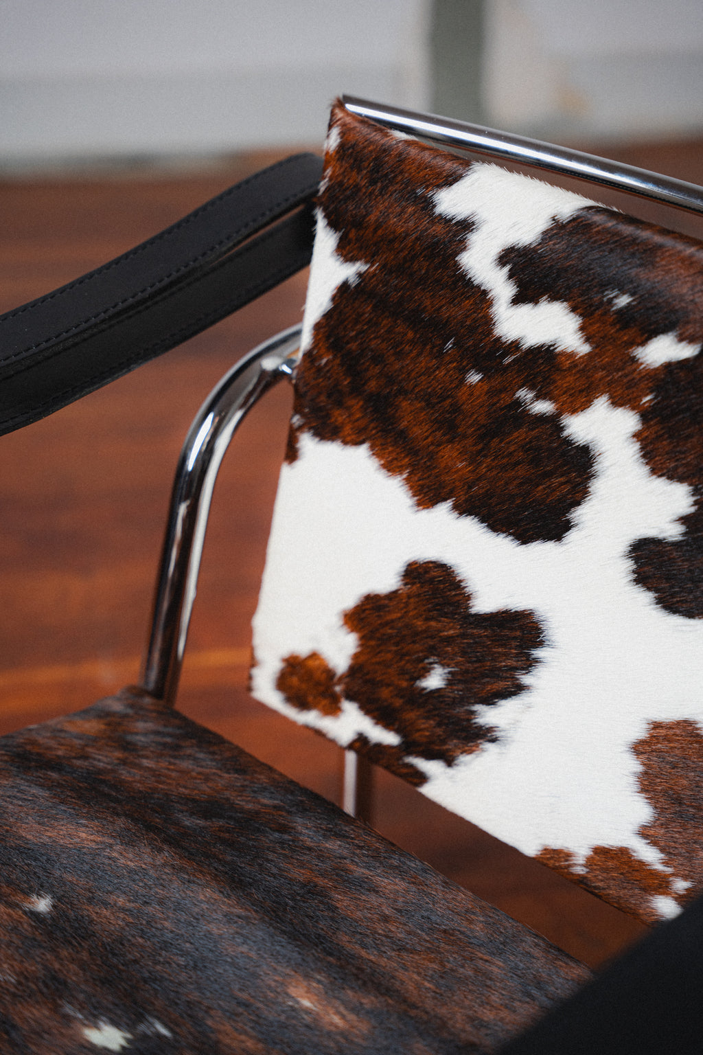 LC1 "Basculant" Chair in Cowhide by Le Corbusier for Cassina