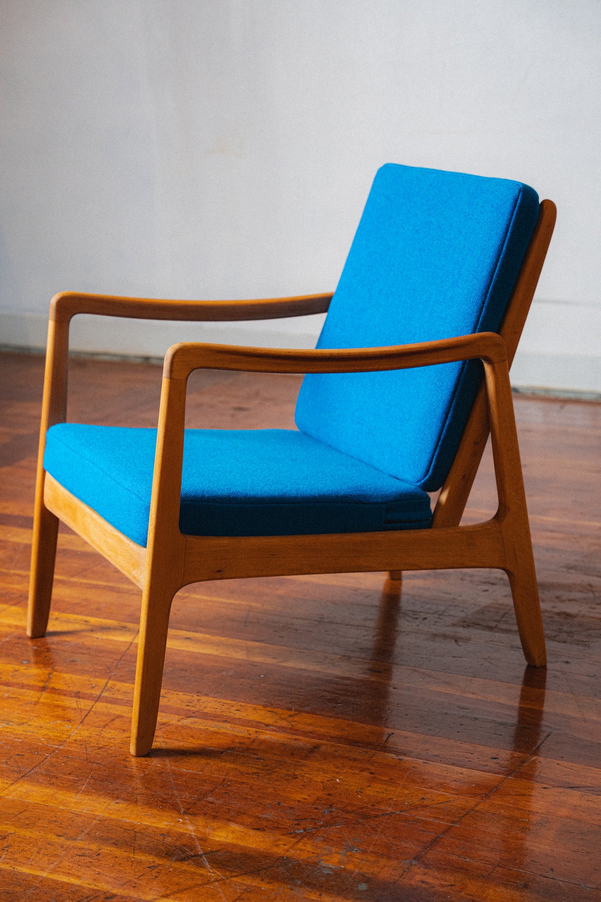 Beech FD 109 Lounge Chair & Footstool by Ole Wanscher for France & Daverkosen