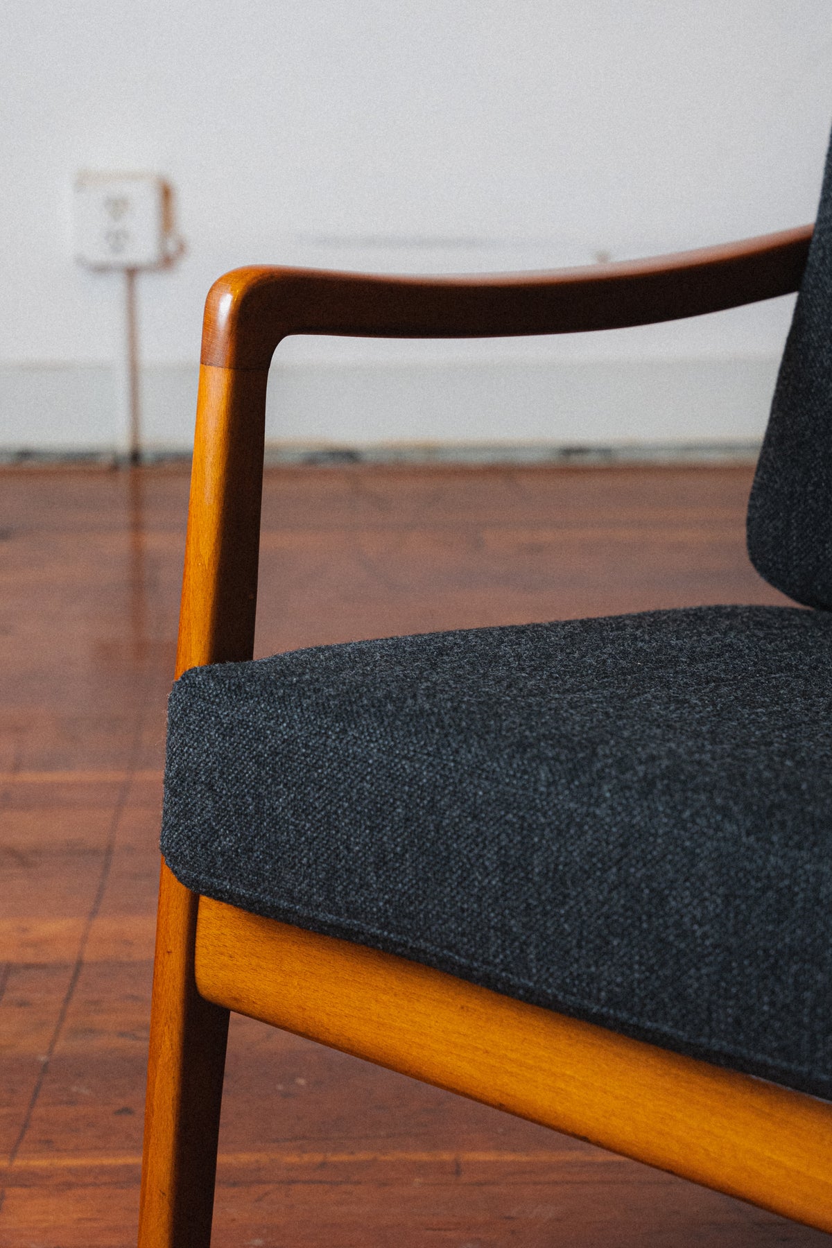 Beech FD 109 Lounge Chair by Ole Wanscher for France & Daverkosen