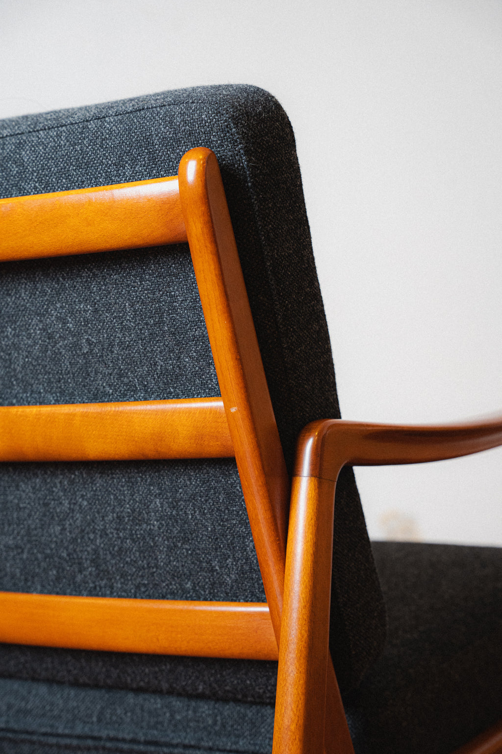 Beech FD 109 Lounge Chair by Ole Wanscher for France & Daverkosen