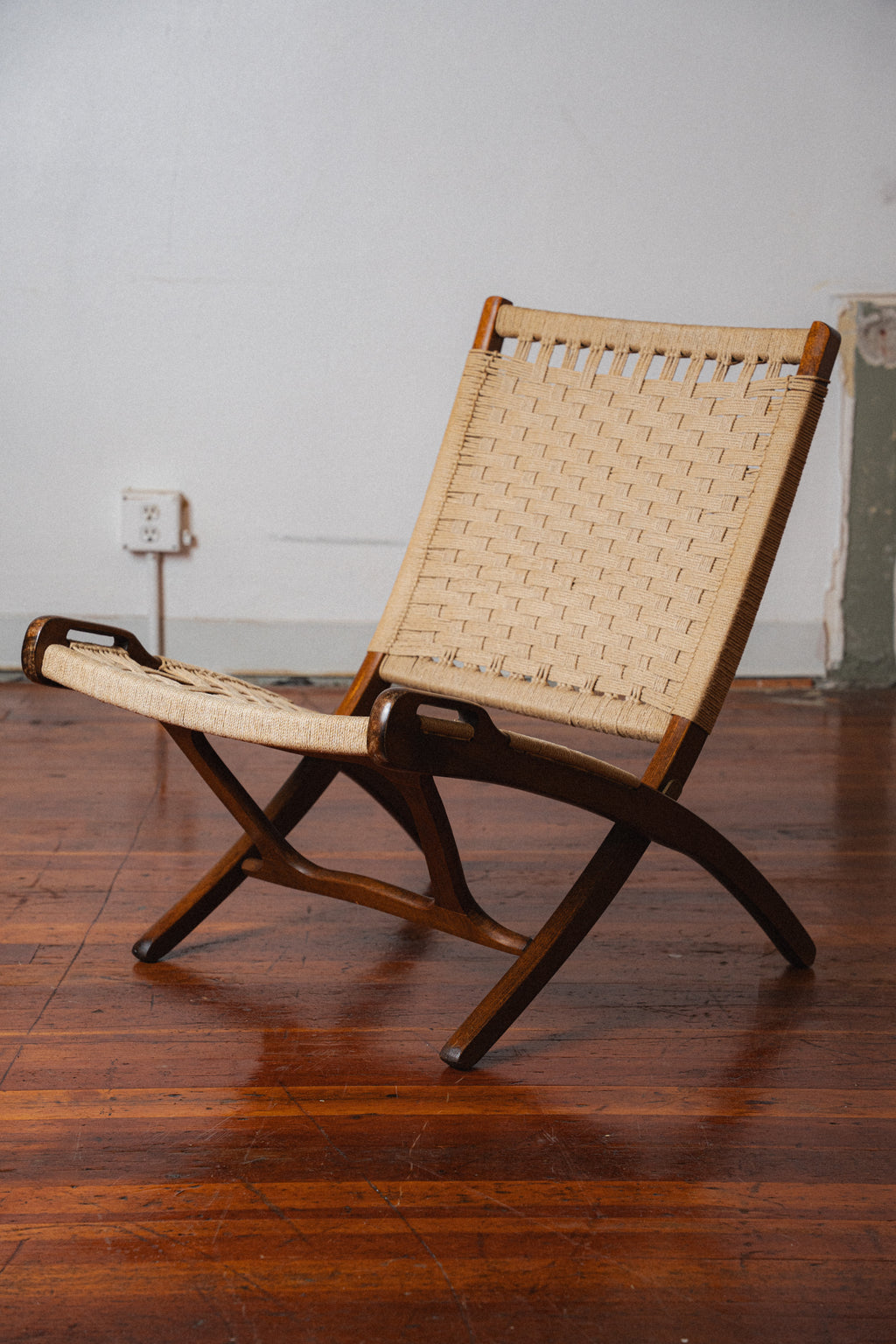 Yugoslavian Corded Folding Chair, in the Style of Hans Wegner