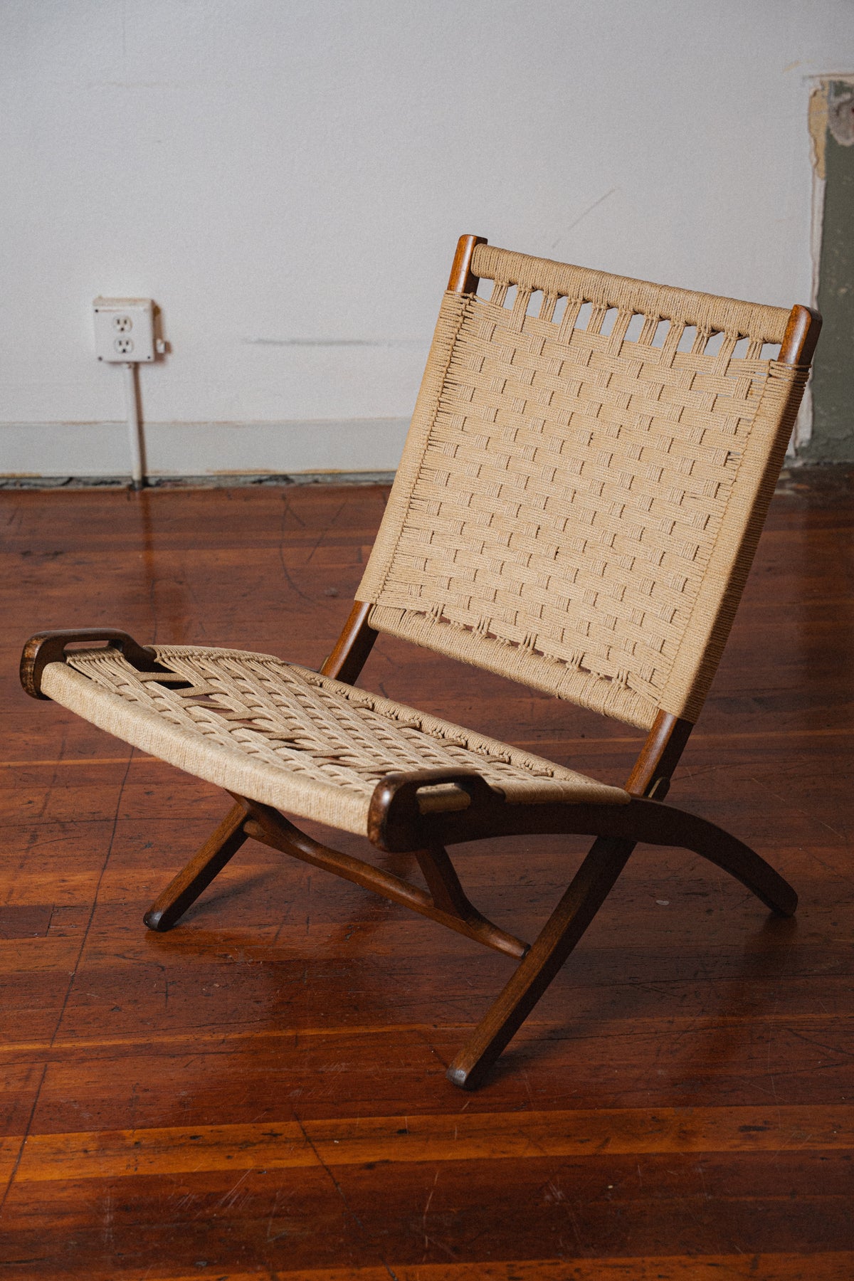 Yugoslavian Corded Folding Chair, in the Style of Hans Wegner