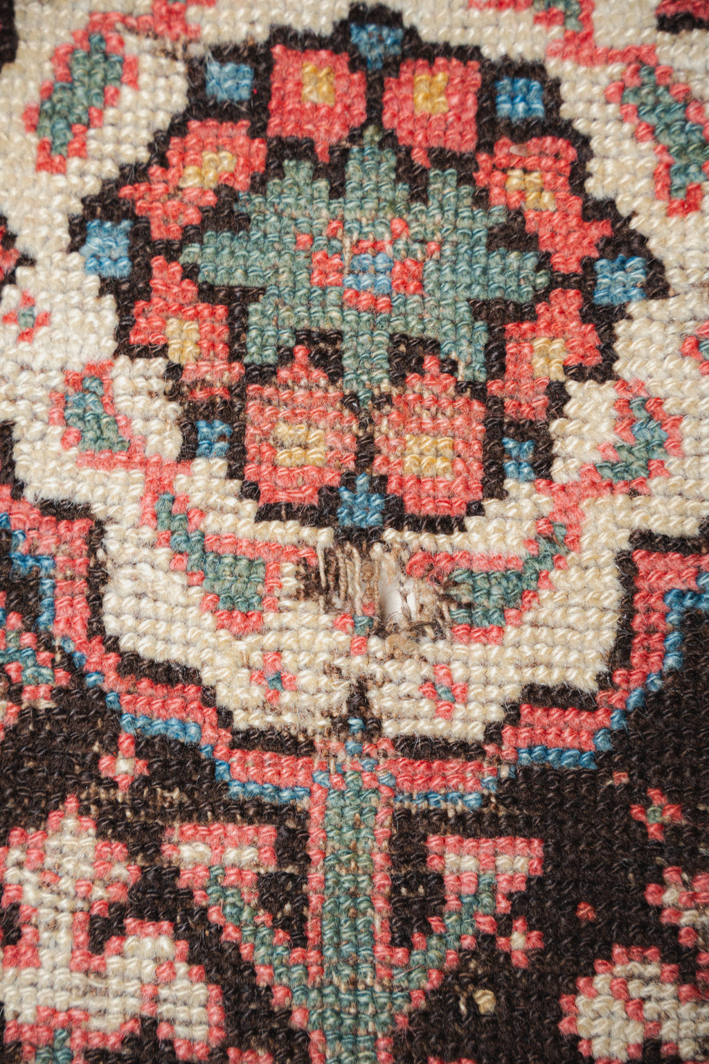 Antique Kurdish Rug, 3'5" x 6'10" - view 4
