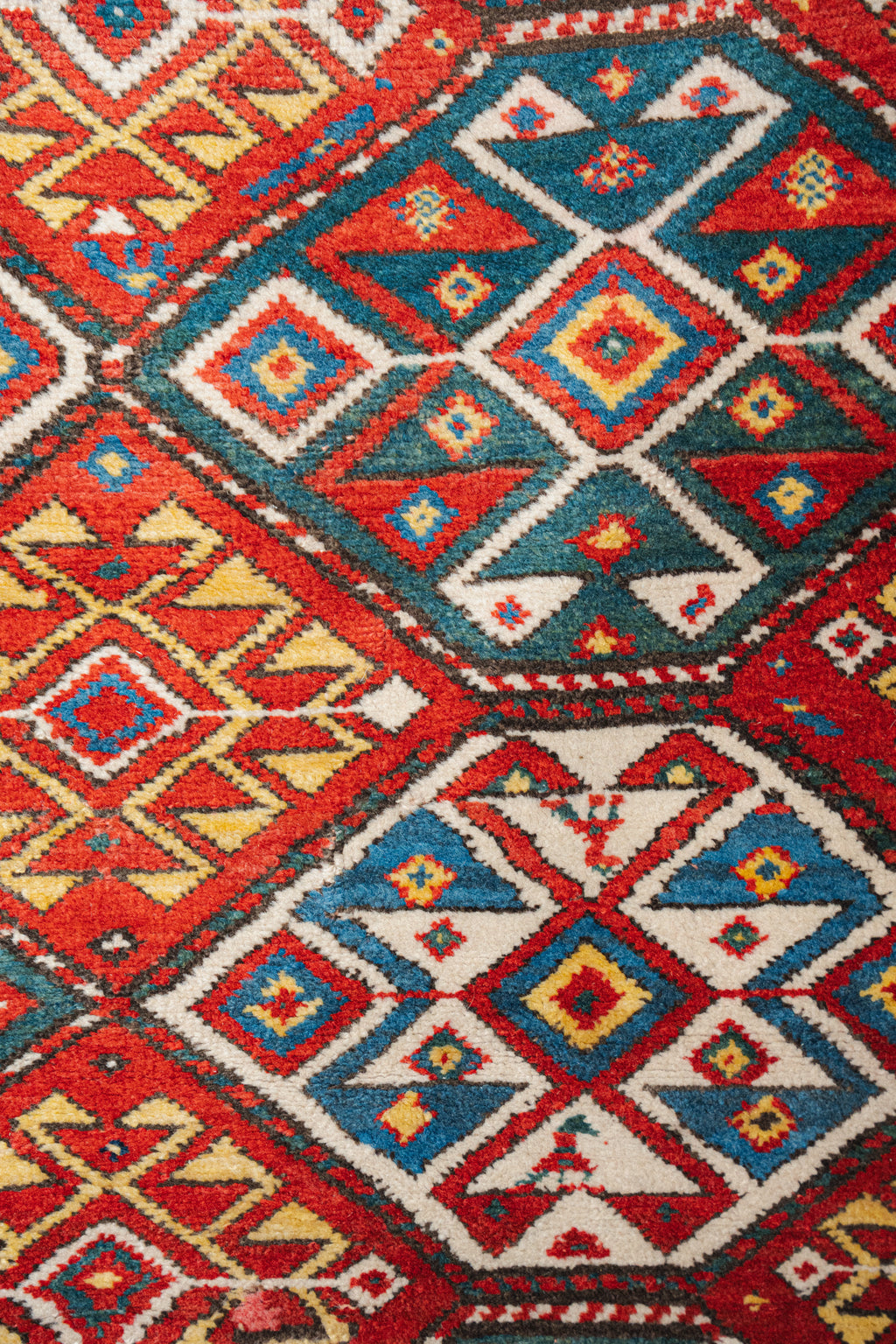Antique Kazak Rug, 4'5" x 5'7" - view 3